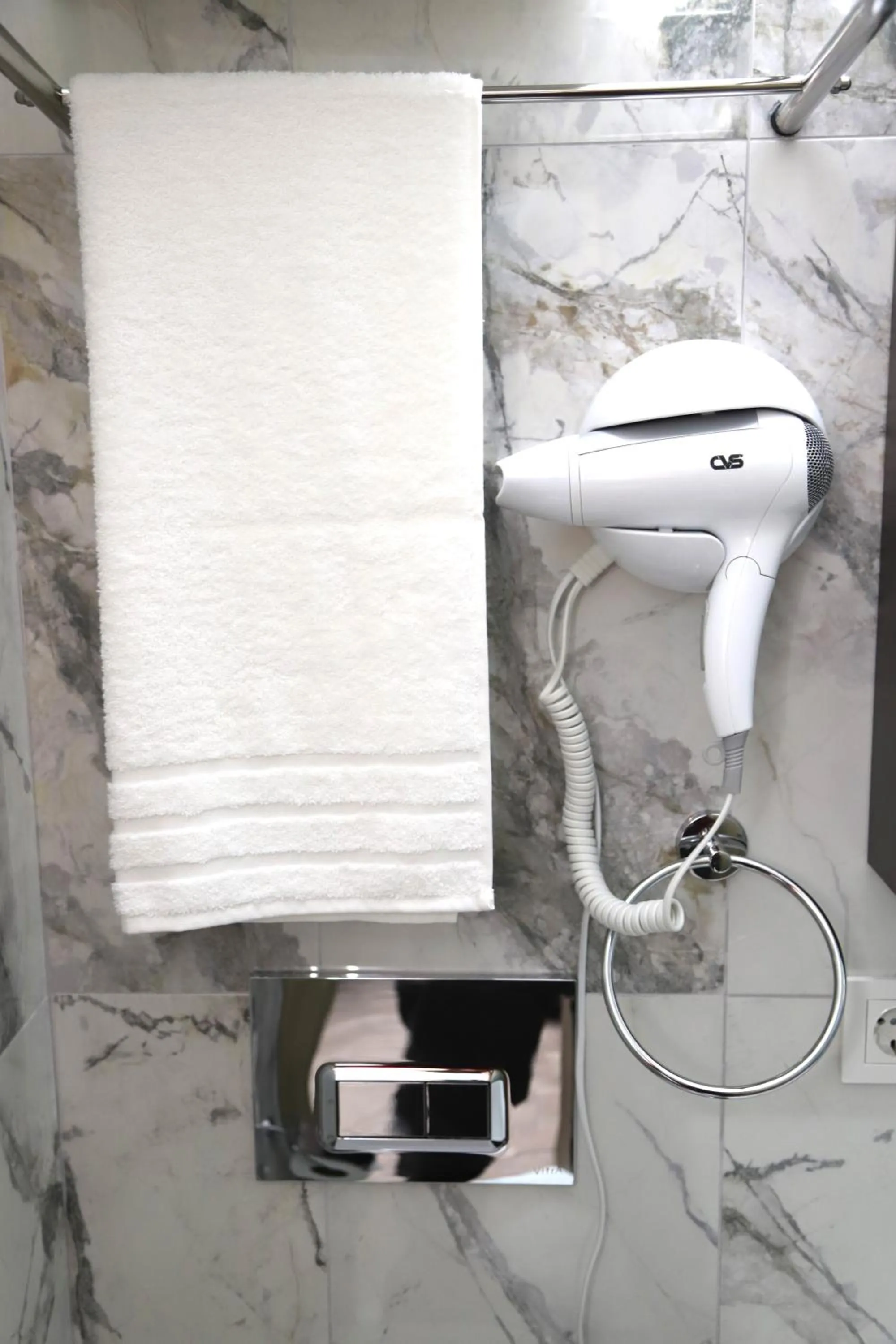 Bathroom in HOTEL GLOBAL 2022