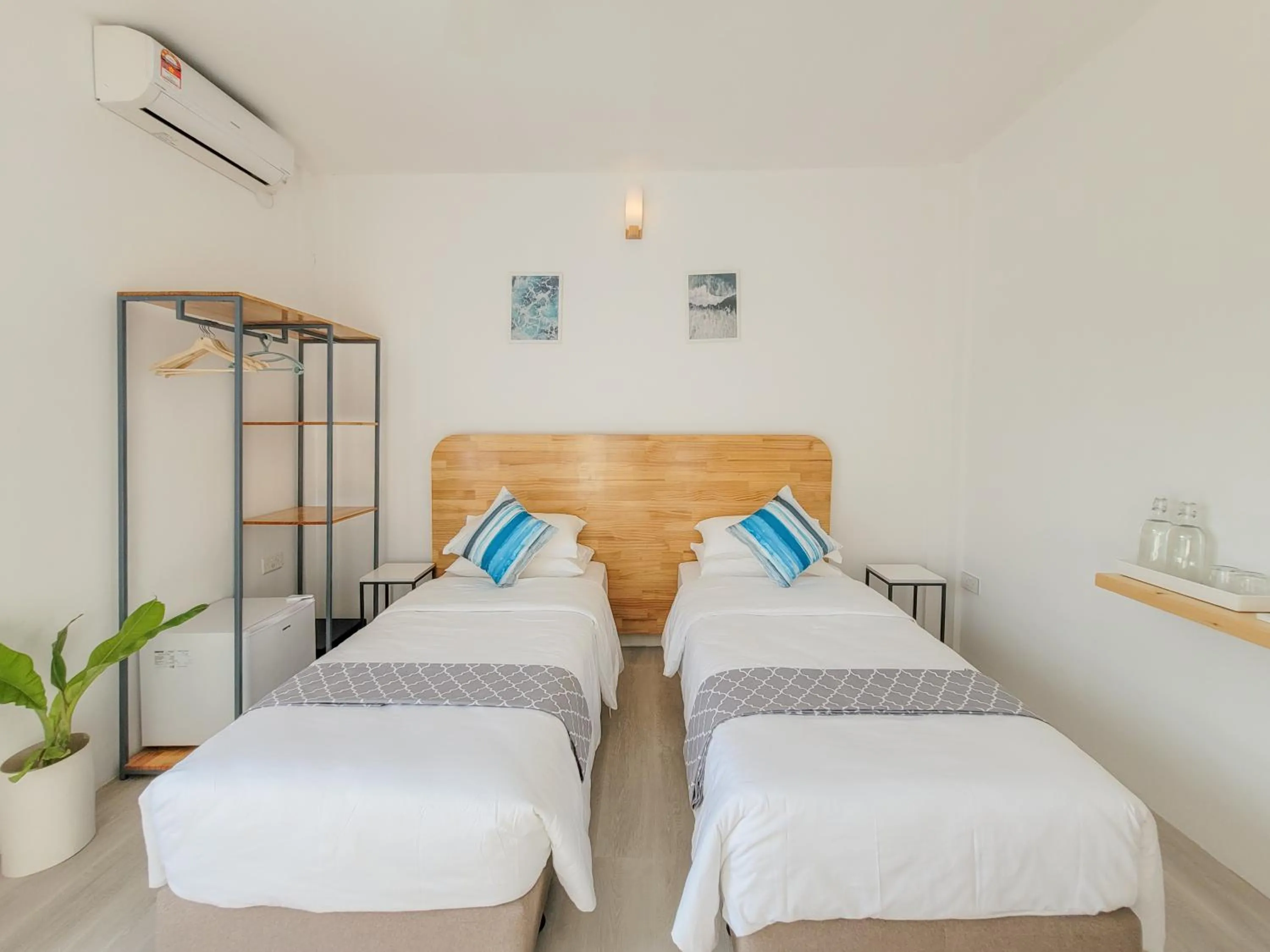 Photo of the whole room, Bed in Hudhufas Villa