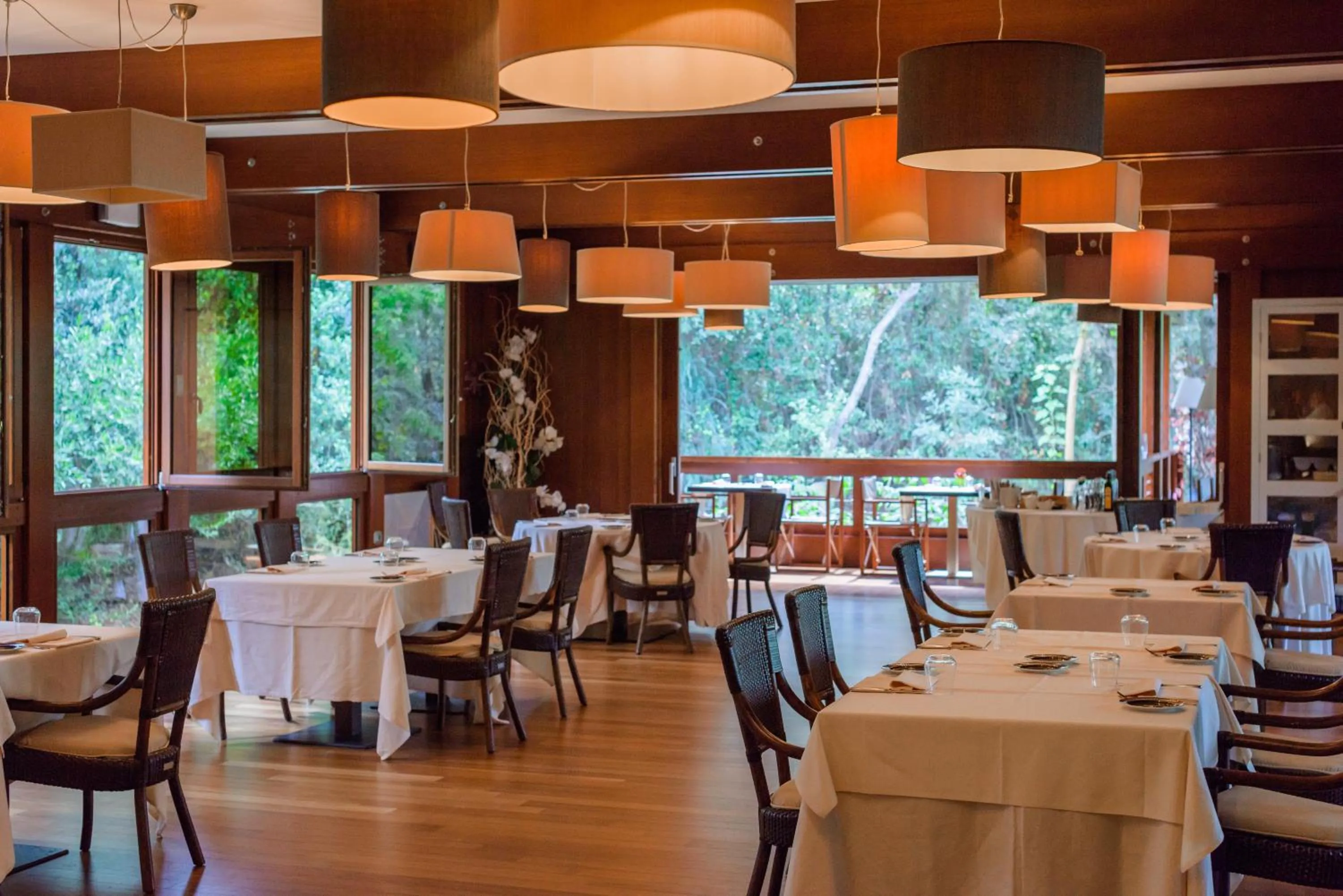 Restaurant/places to eat in Mariva Dune Suites