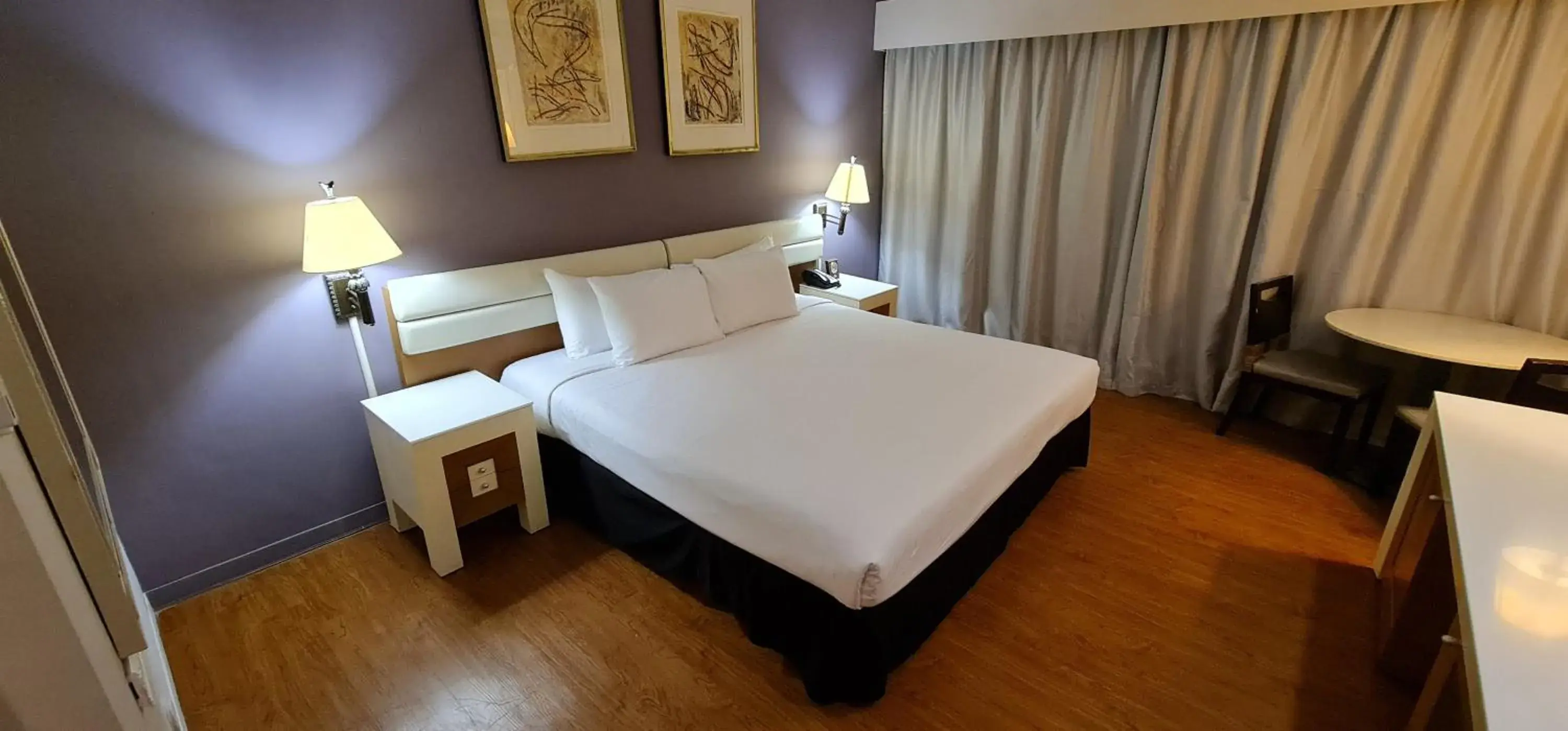 Photo of the whole room, Bed in Days Inn Guam - Tamuning Photo of the whole room, Bed in Days Inn Guam - Tamuning