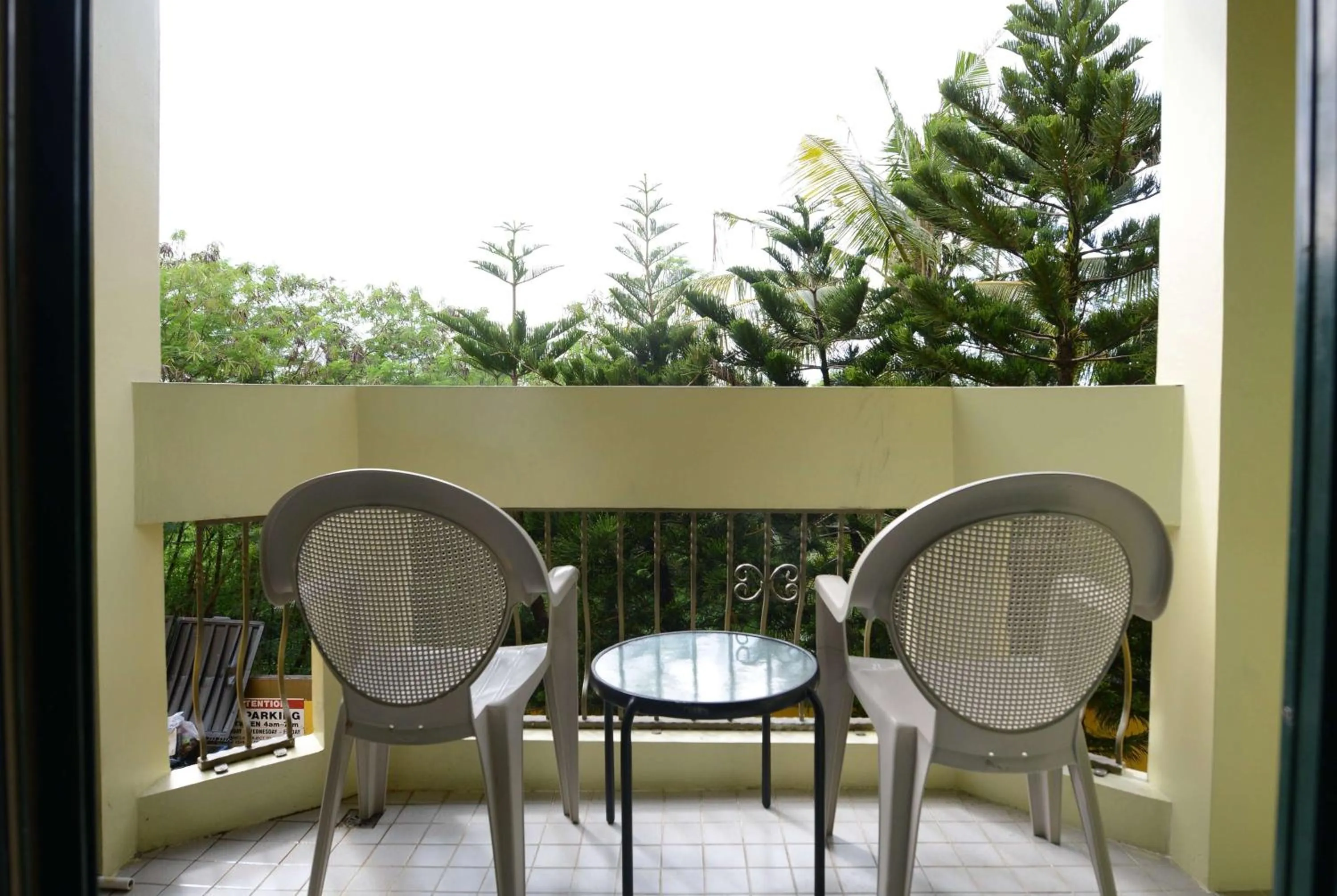 Bedroom in Days Inn Guam - Tamuning