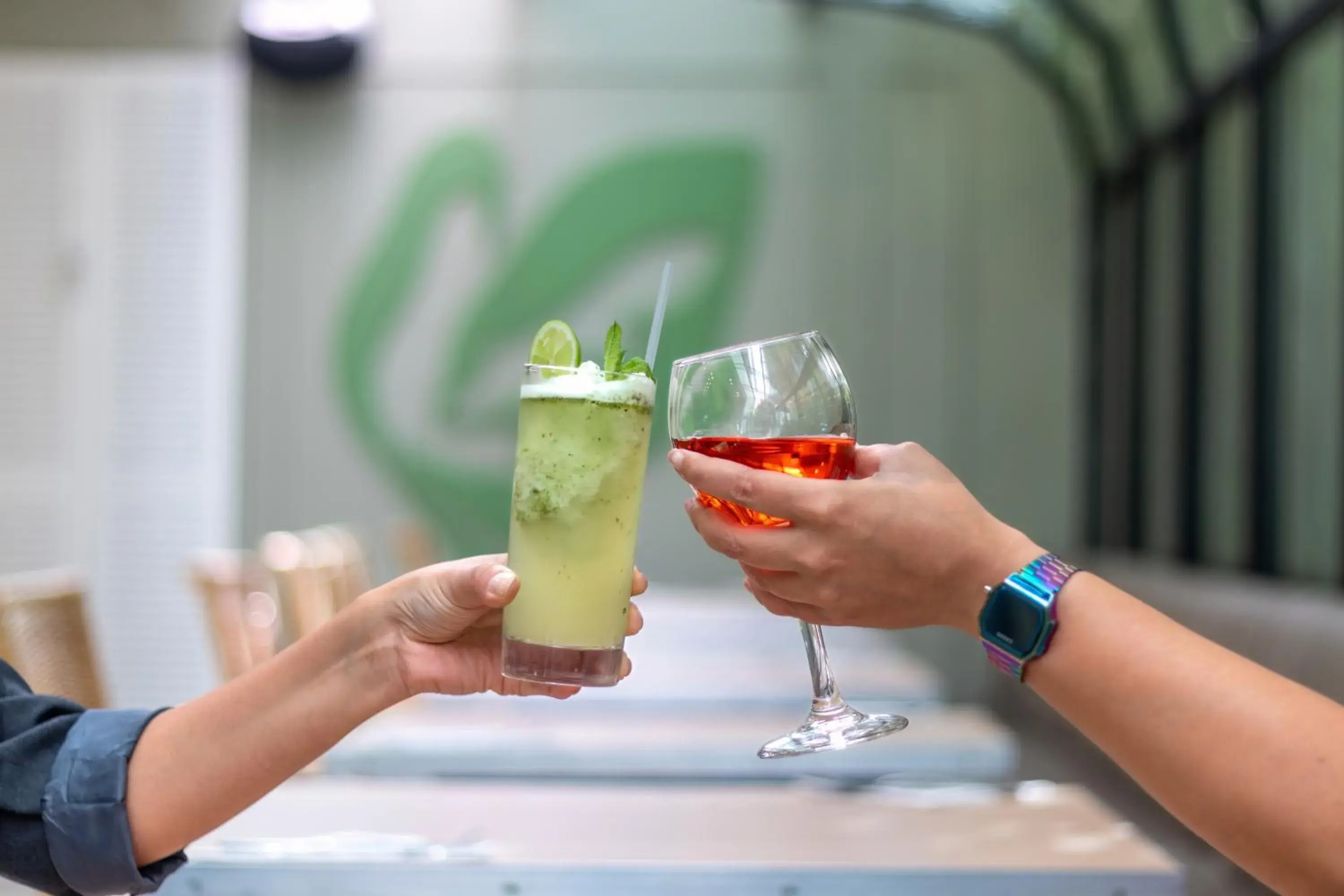 Restaurant/places to eat in HOTEL ALTAMIRA SUITES Restaurant/places to eat in HOTEL ALTAMIRA SUITES