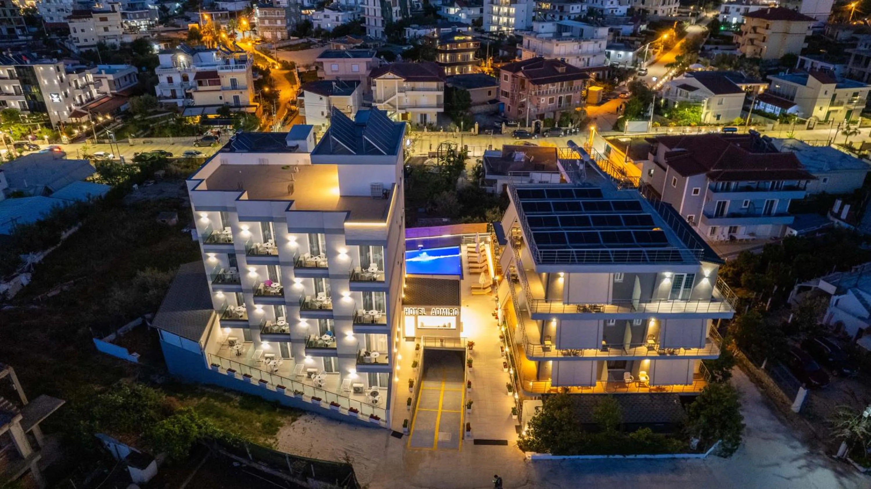 ADMIRO Hotel