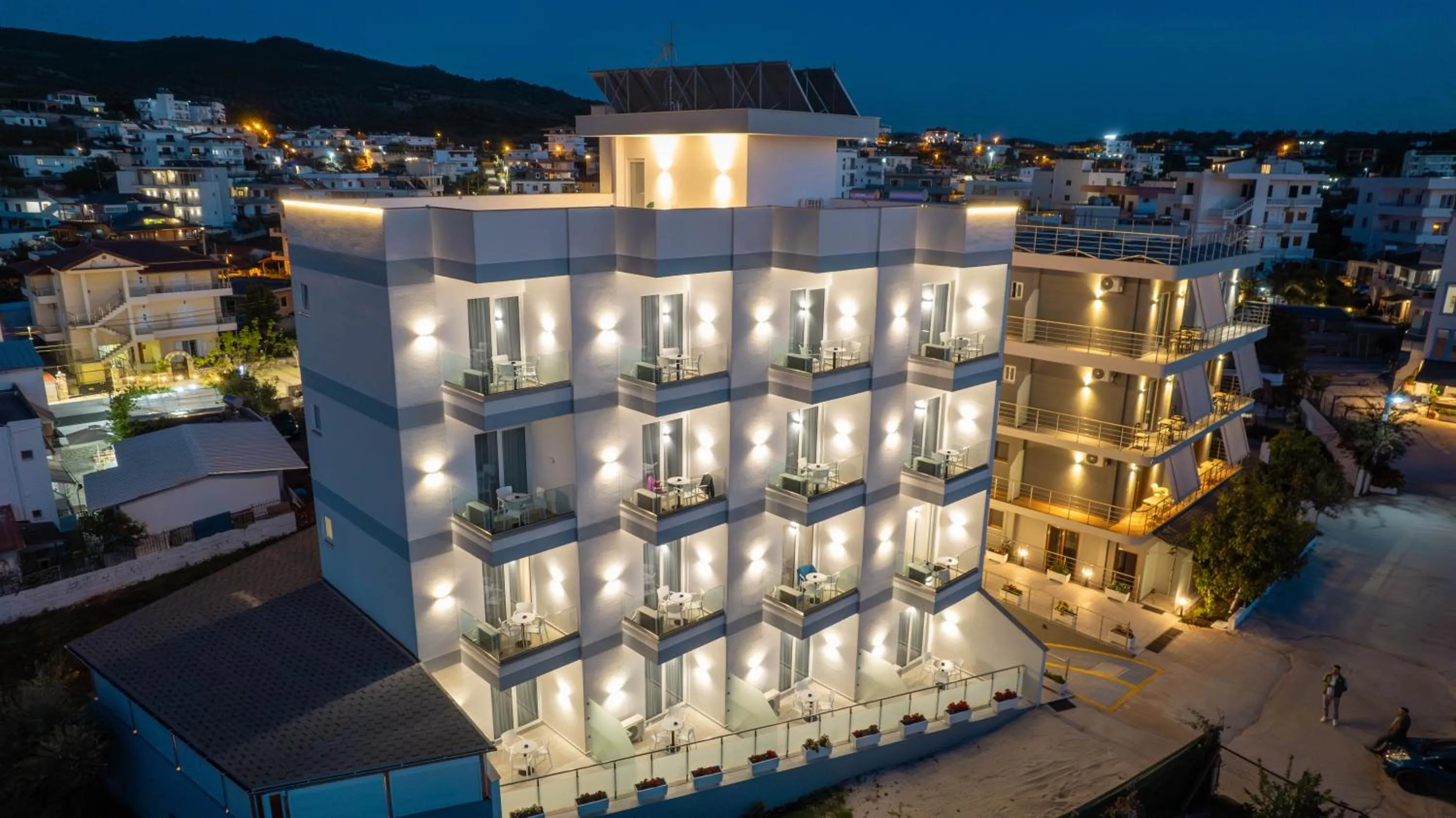 ADMIRO Hotel