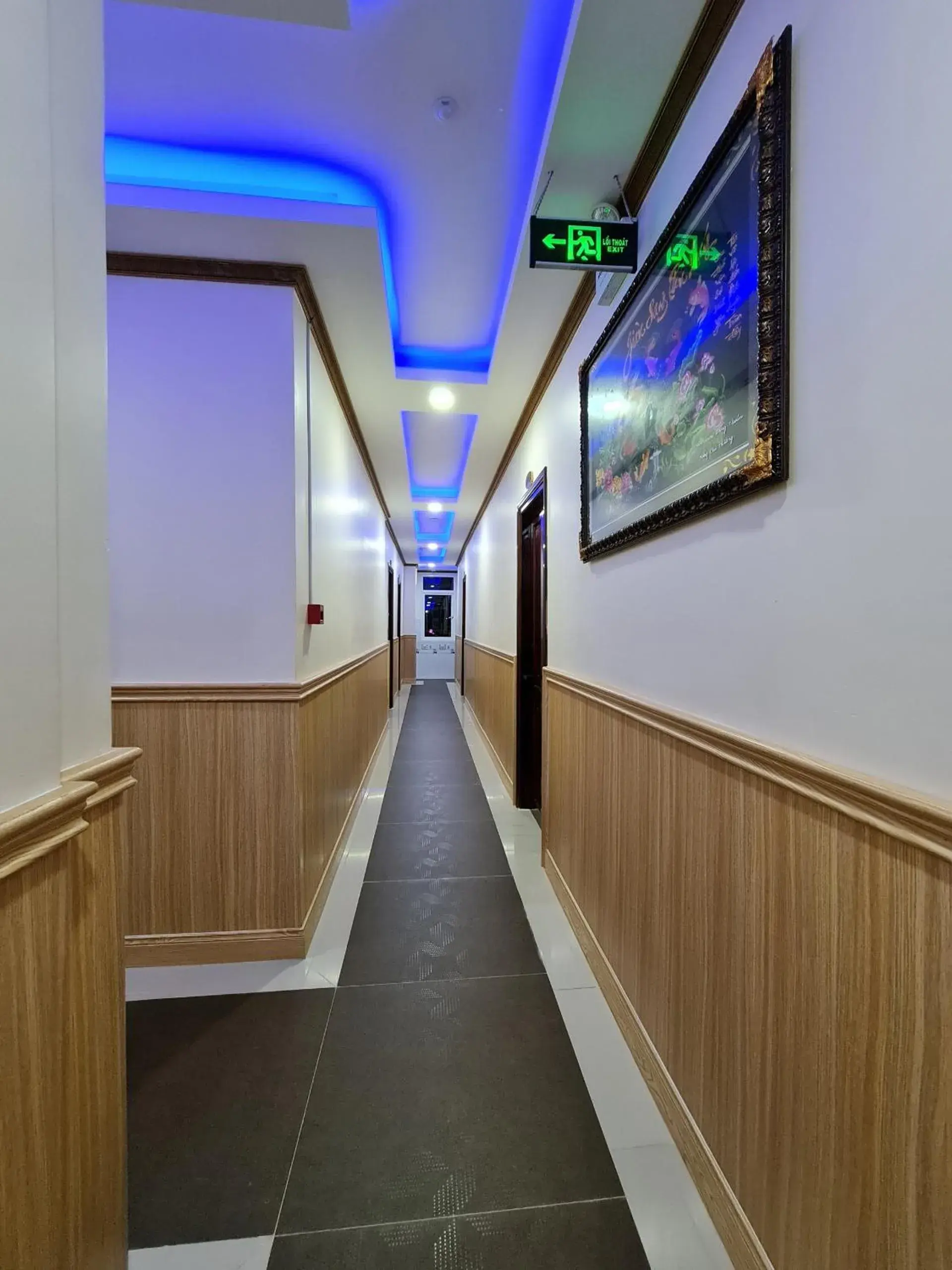 Property building in Khách Sạn Cốc Cốc Property building in Khách Sạn Cốc Cốc