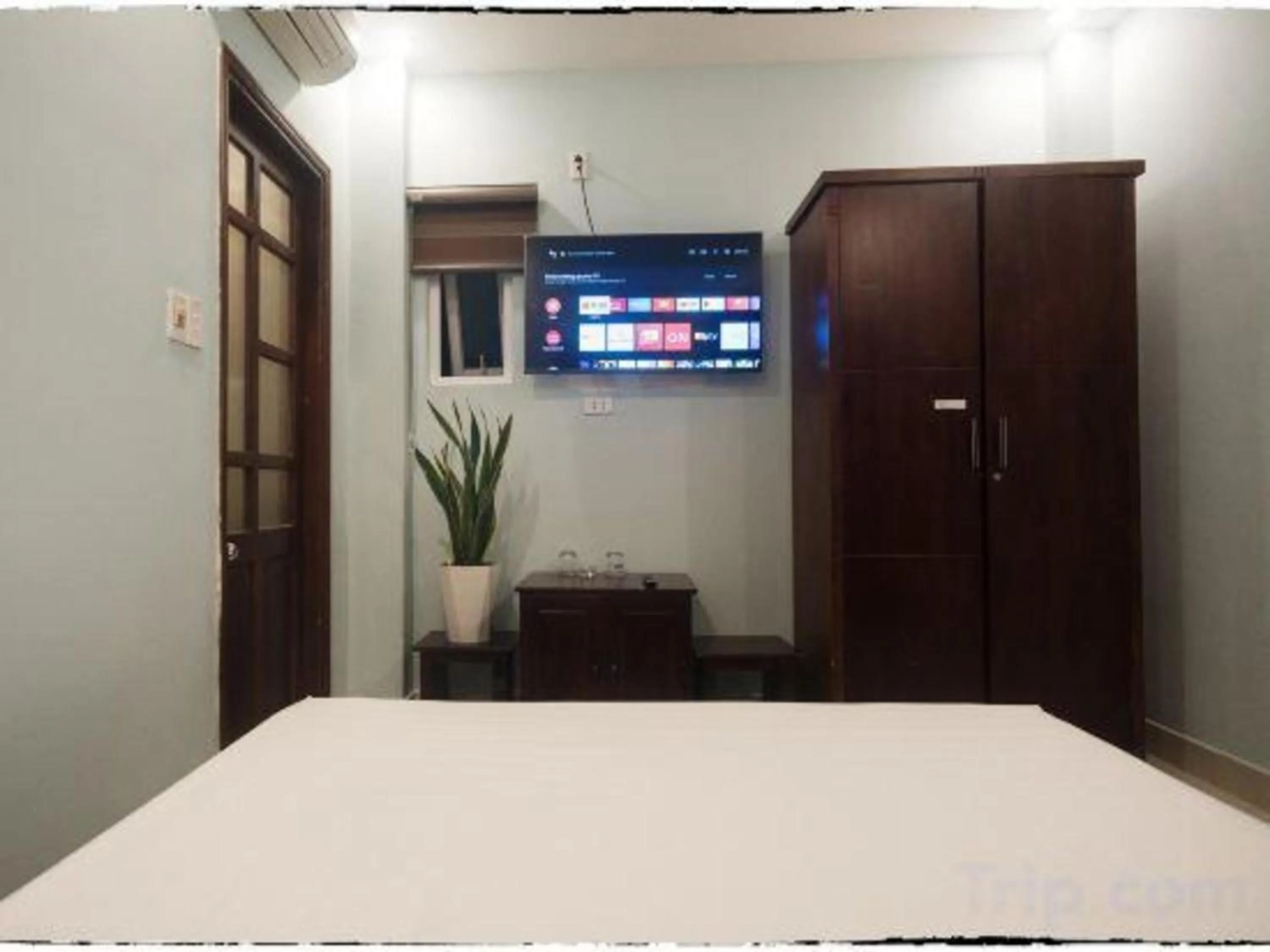 Photo of the whole room in OYO 1168 Elly's Home 2