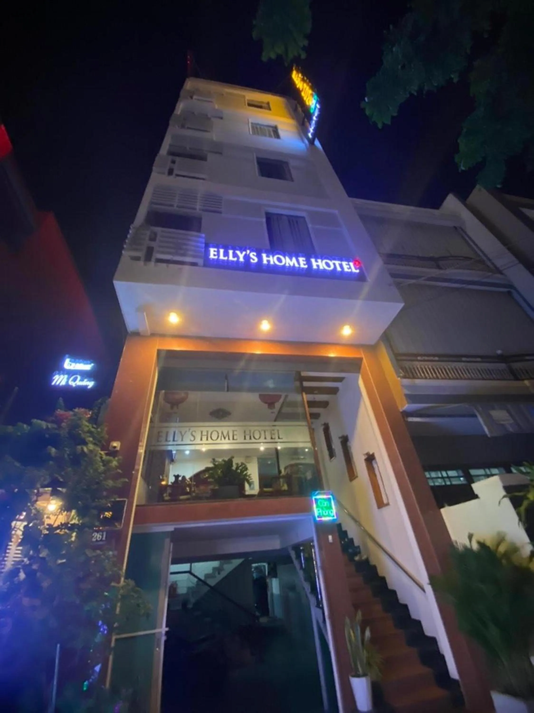 Neighbourhood in OYO 1168 Elly's Home 2