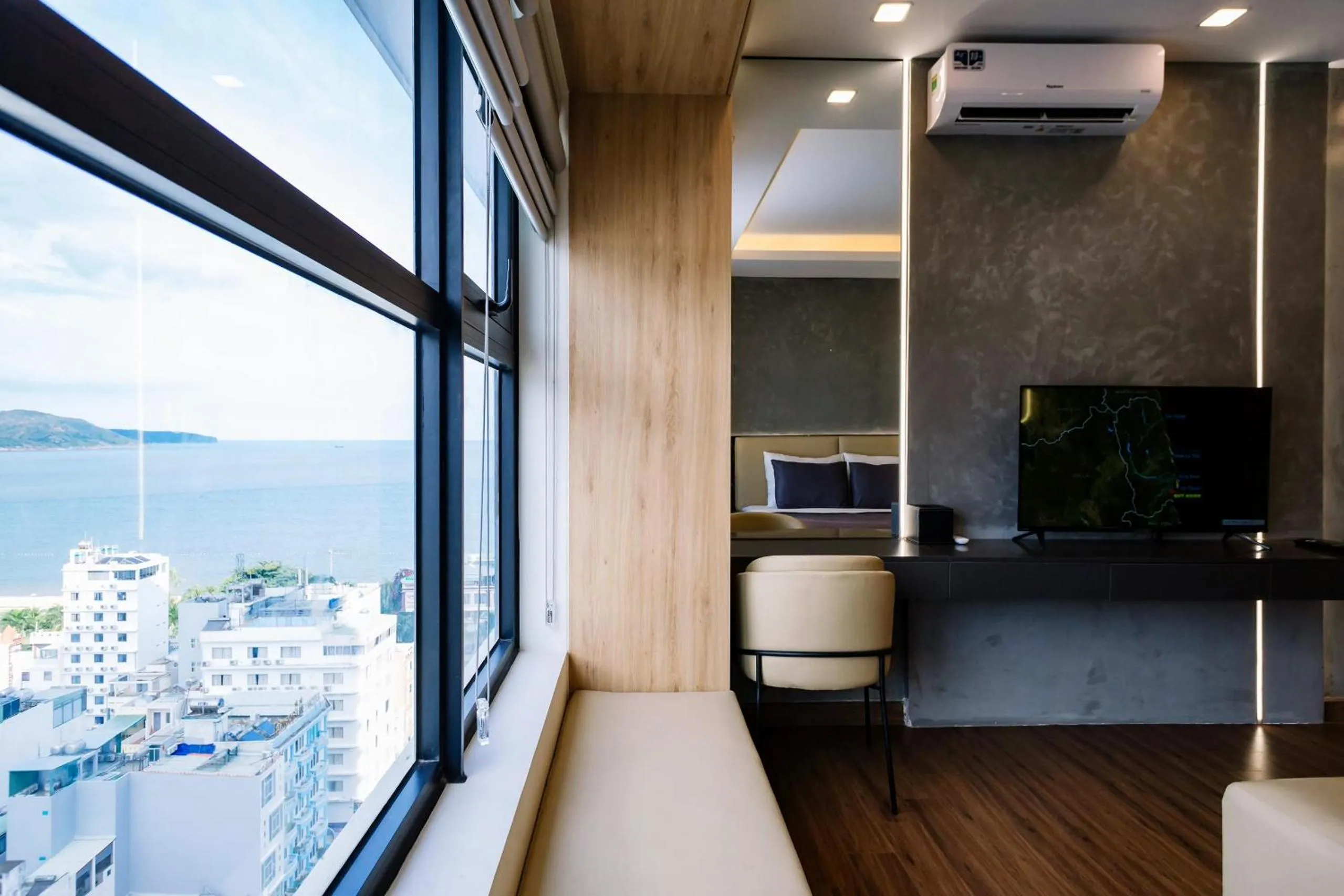 Communal lounge/ TV room in FLC Sea Tower Quy Nhon -Tran Apartment