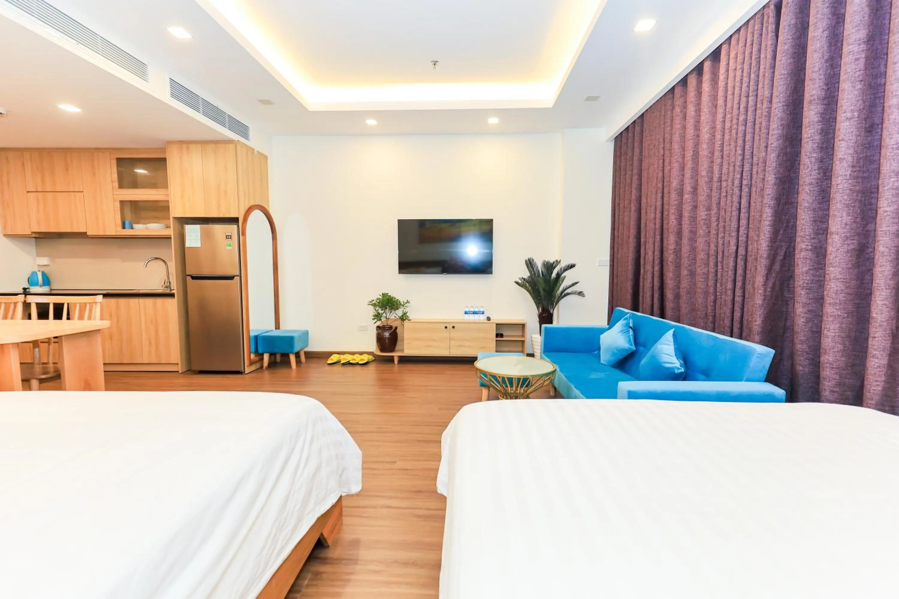 Communal lounge/ TV room, Bed in FLC Sea Tower Quy Nhon -Tran Apartment