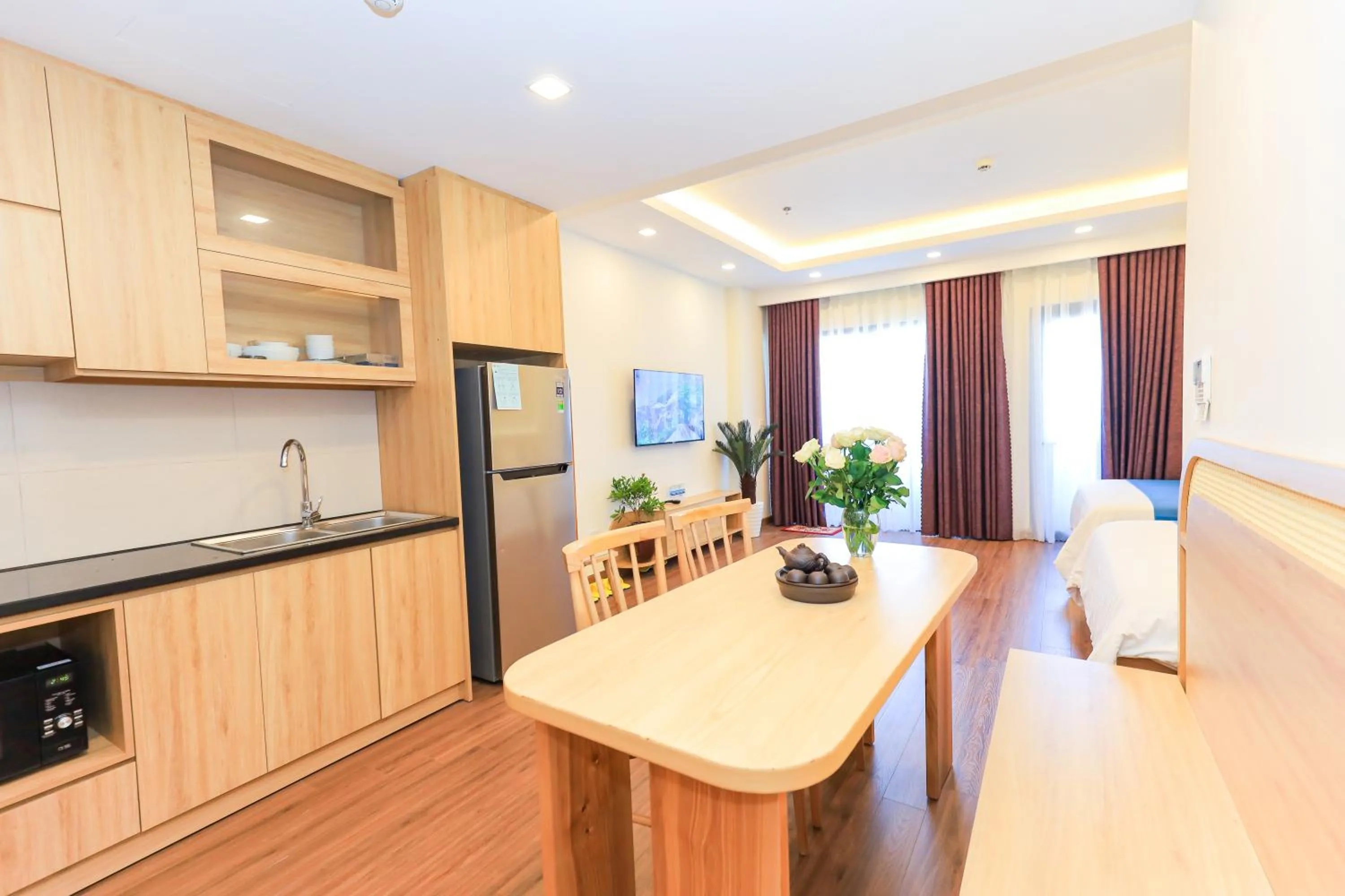Kitchen or kitchenette in FLC Sea Tower Quy Nhon -Tran Apartment