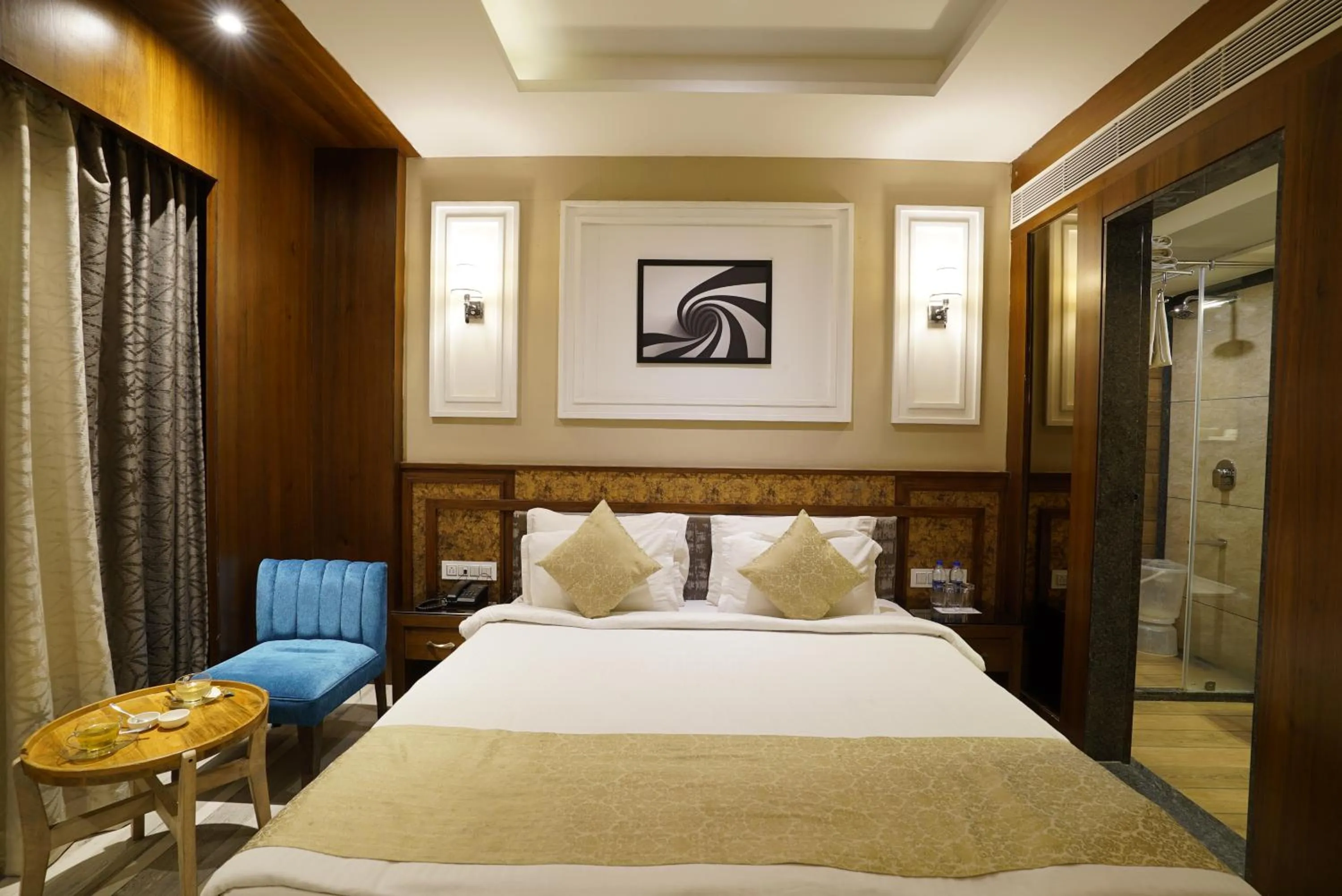 Bed in Mantra a Boutique Hotel