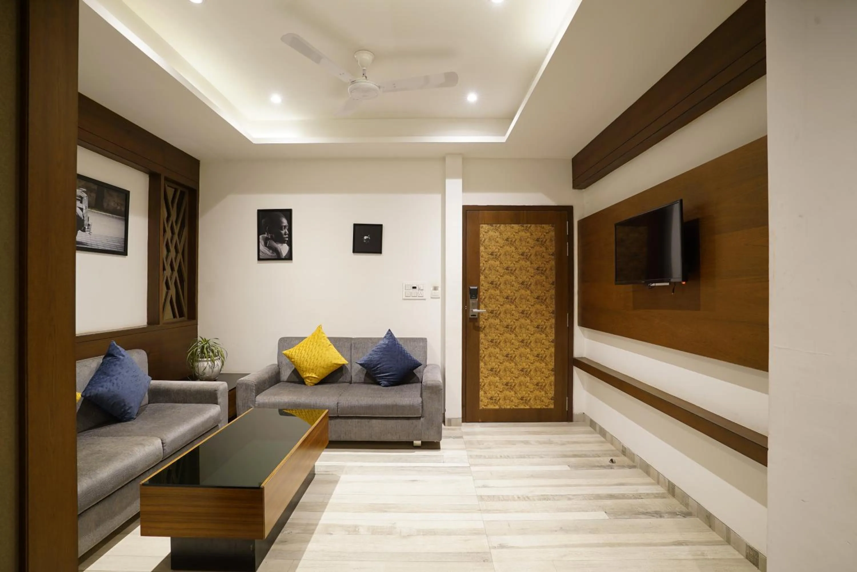 Living room in Mantra a Boutique Hotel