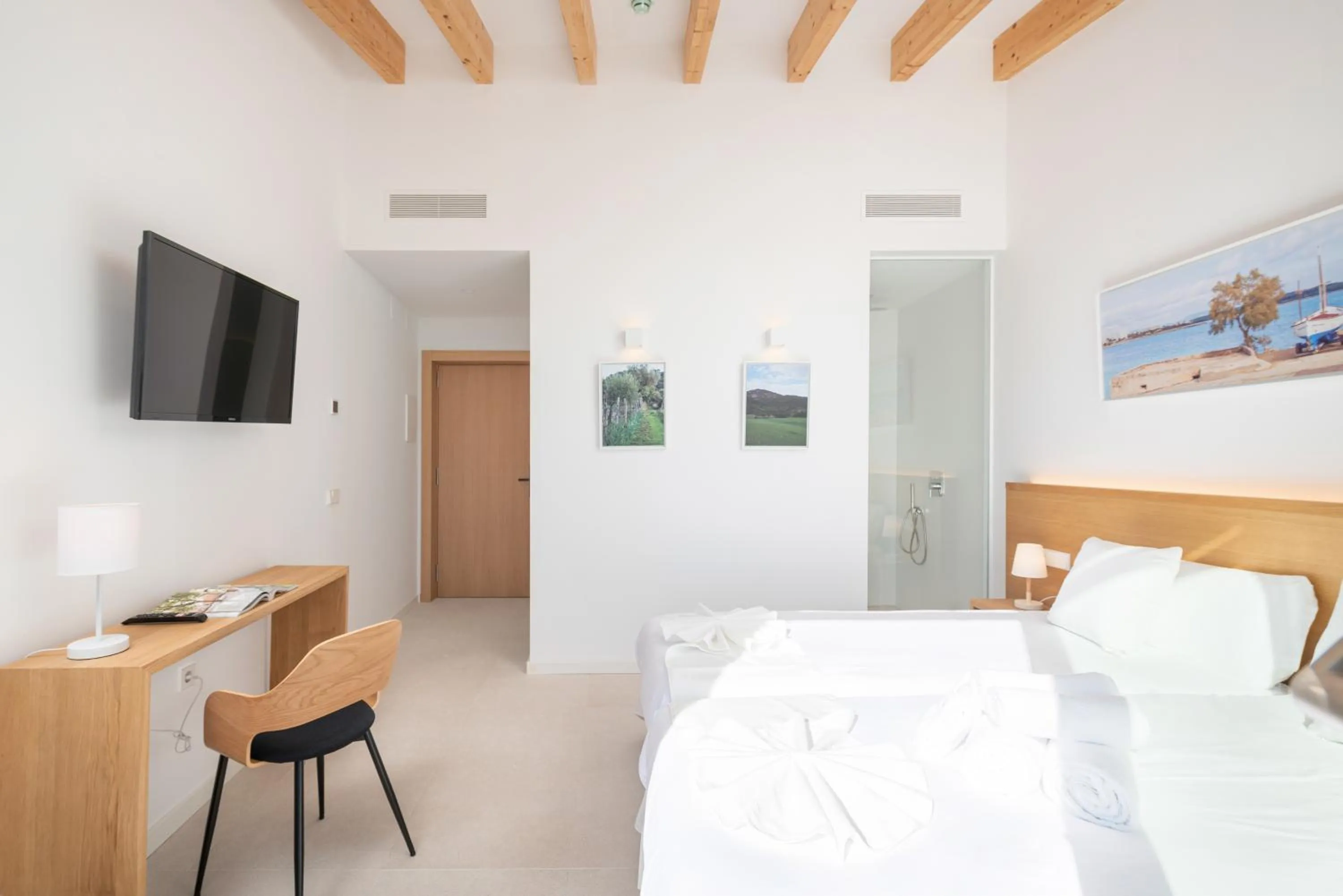 Photo of the whole room, Bed in Placeta Vella Turismo de Interior