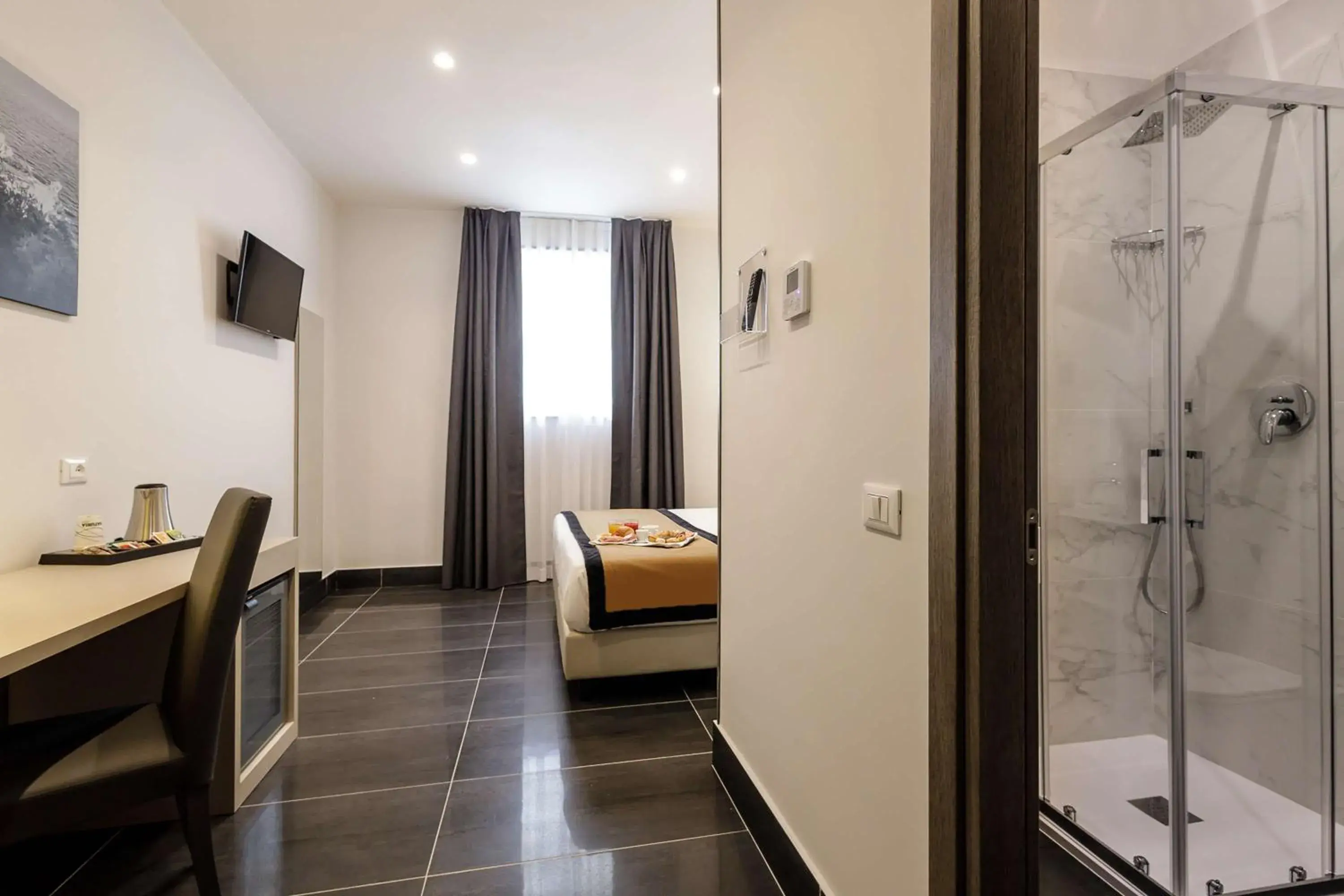 Standard King Room with Balcony - Non-Smoking in Best Western Hotel dei Mille Standard King Room with Balcony - Non-Smoking in Best Western Hotel dei Mille