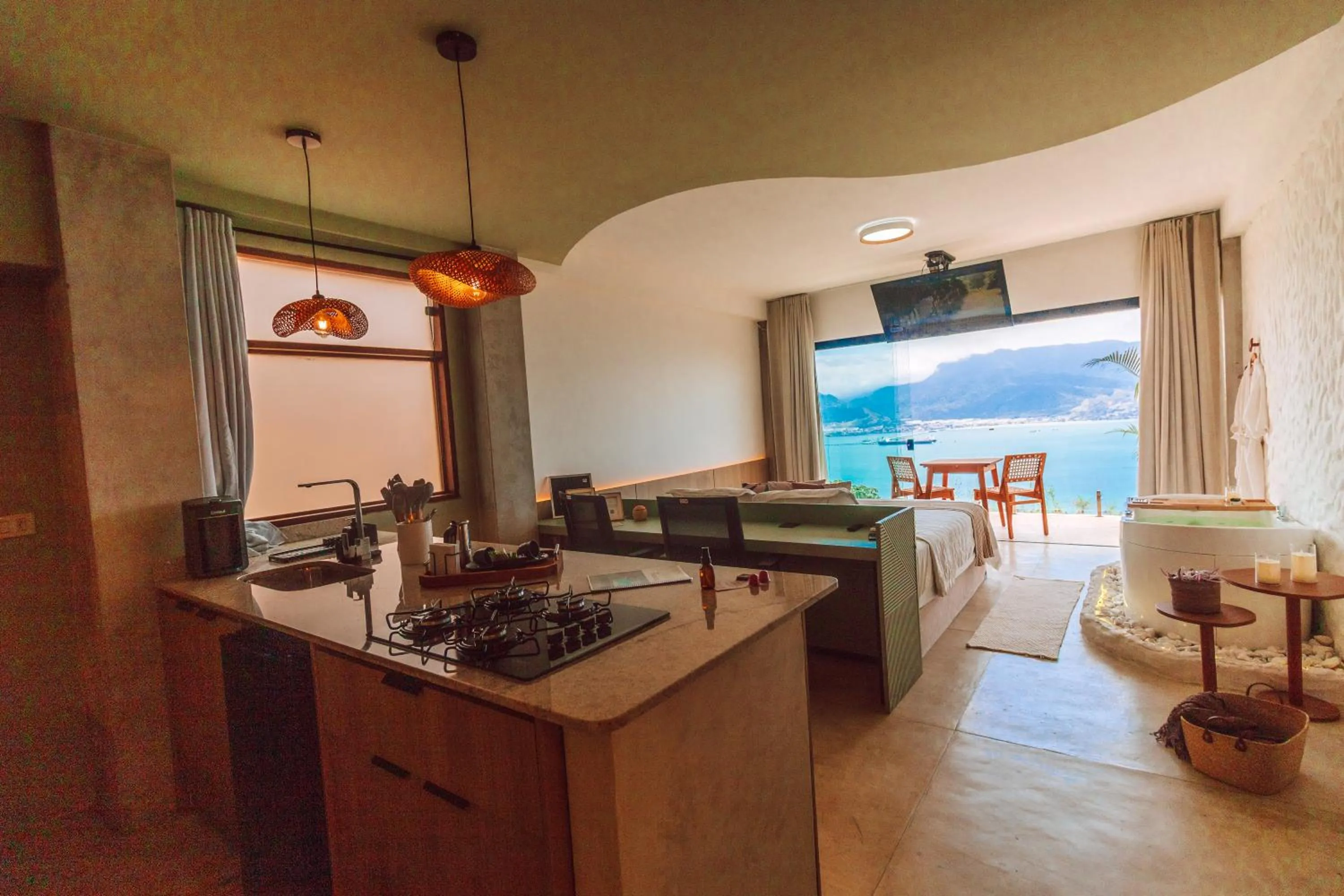 Kitchen or kitchenette in Casa Natu Ilhabela Mirante