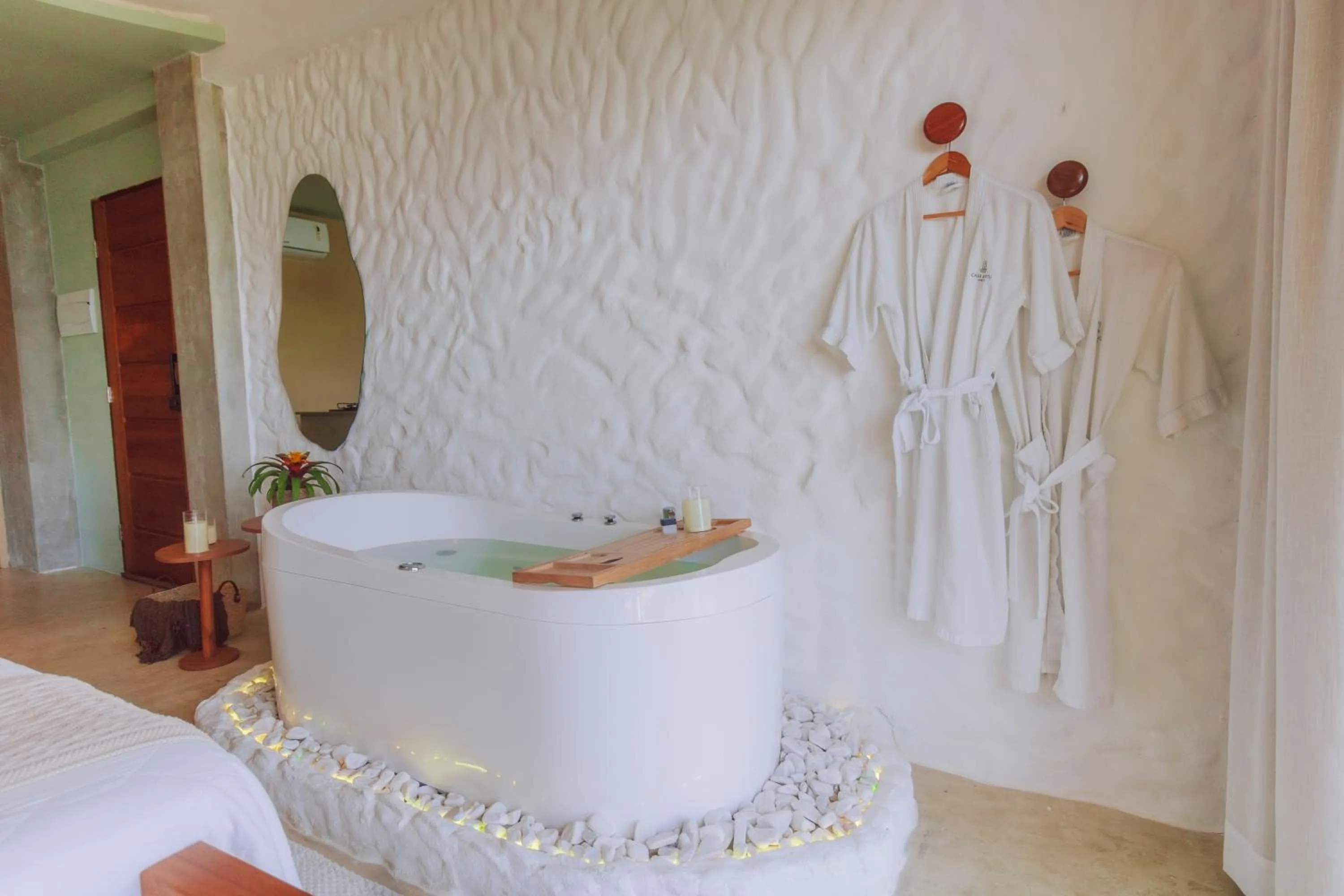 Hot Tub in Casa Natu Ilhabela Mirante