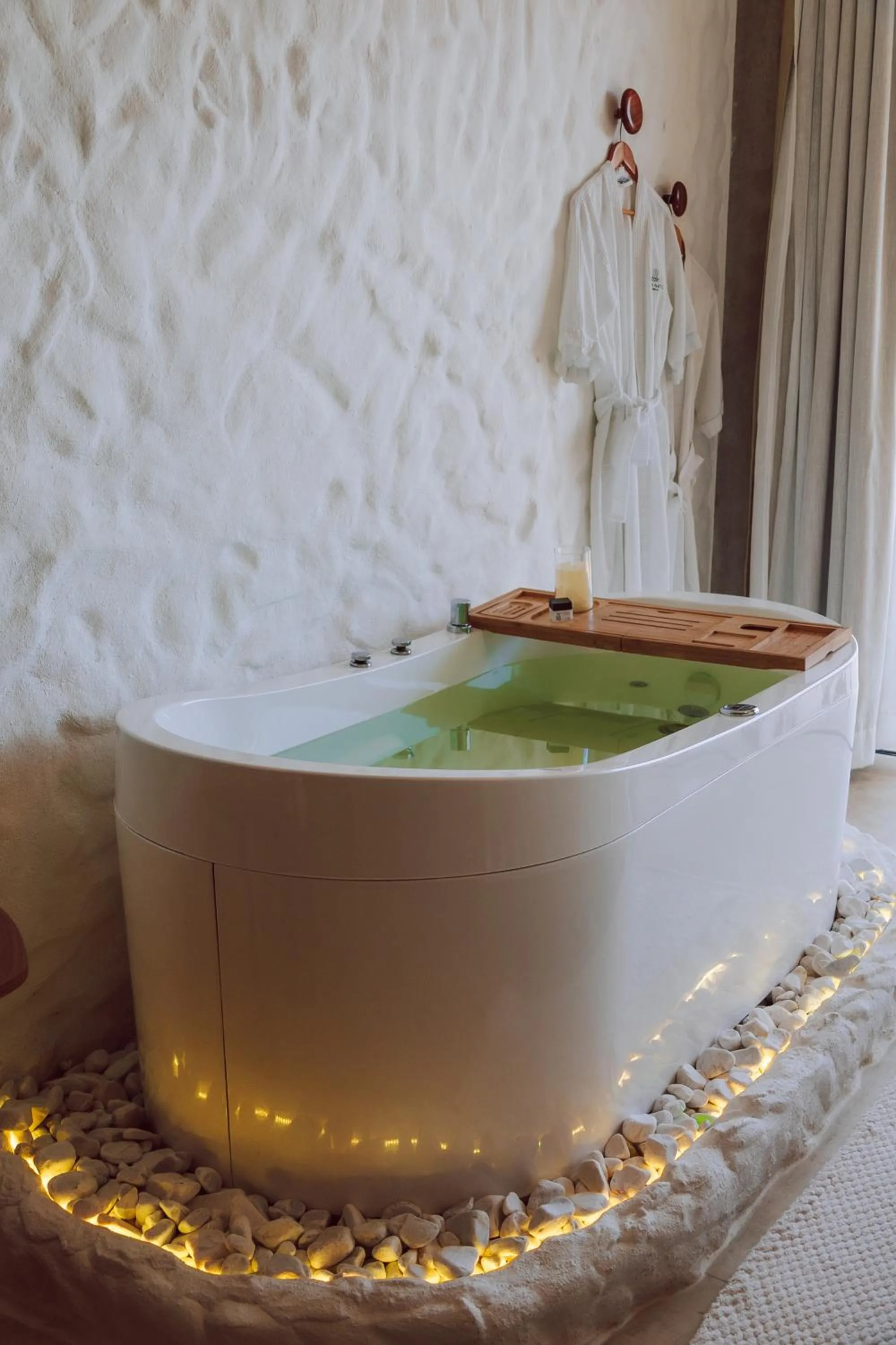 Hot Tub in Casa Natu Ilhabela Mirante