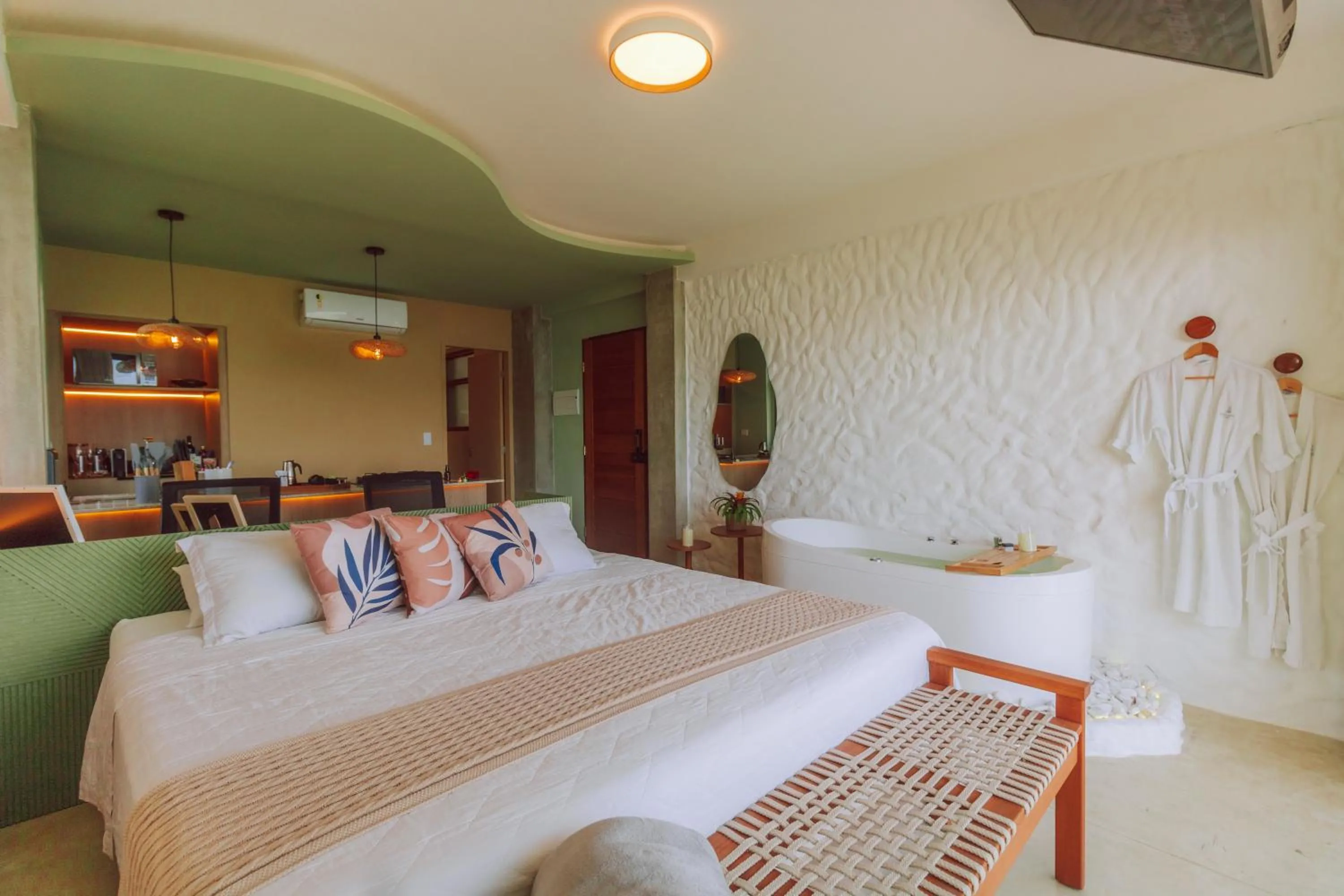 Hot Tub, Bed in Casa Natu Ilhabela Mirante