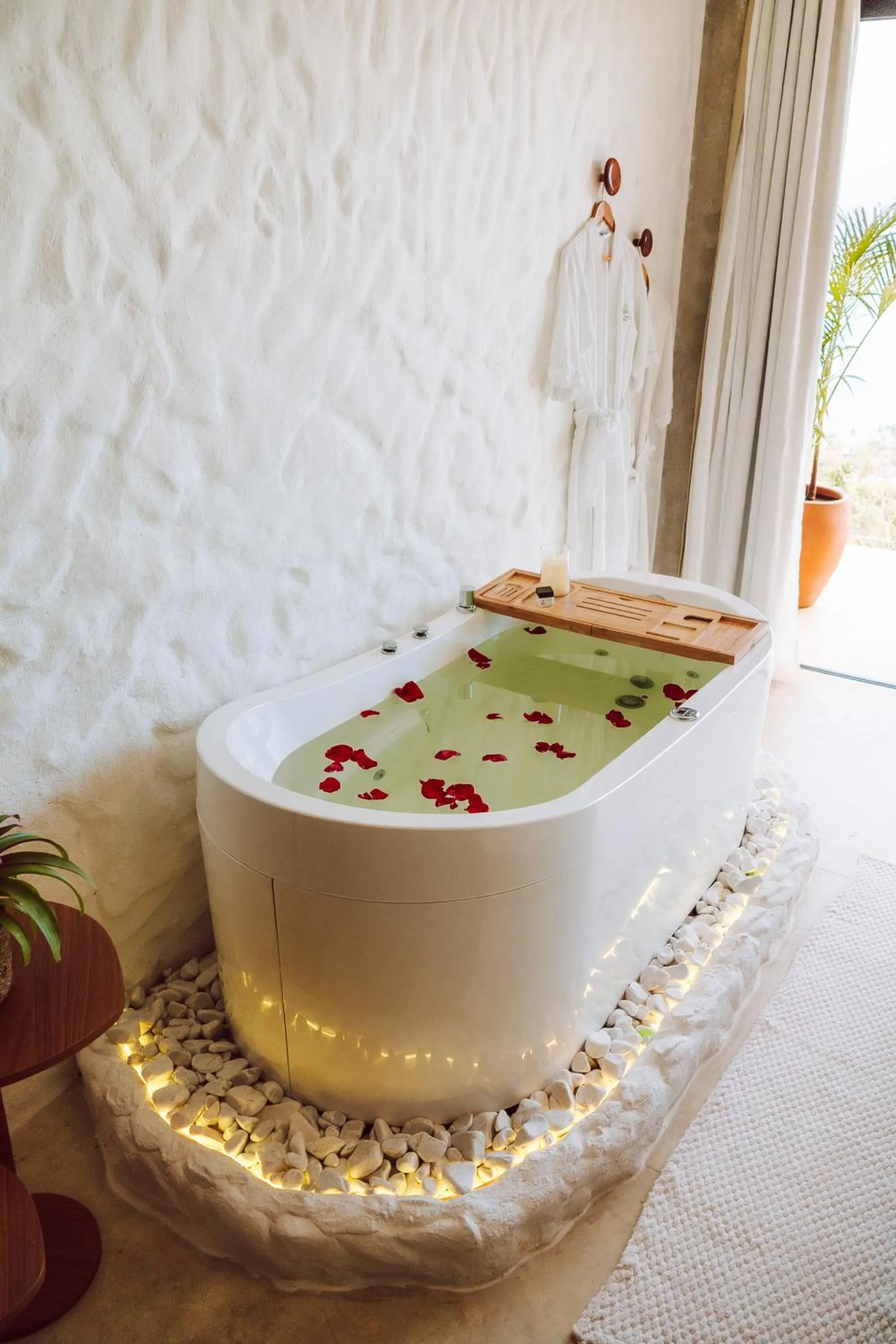 Hot Tub in Casa Natu Ilhabela Mirante
