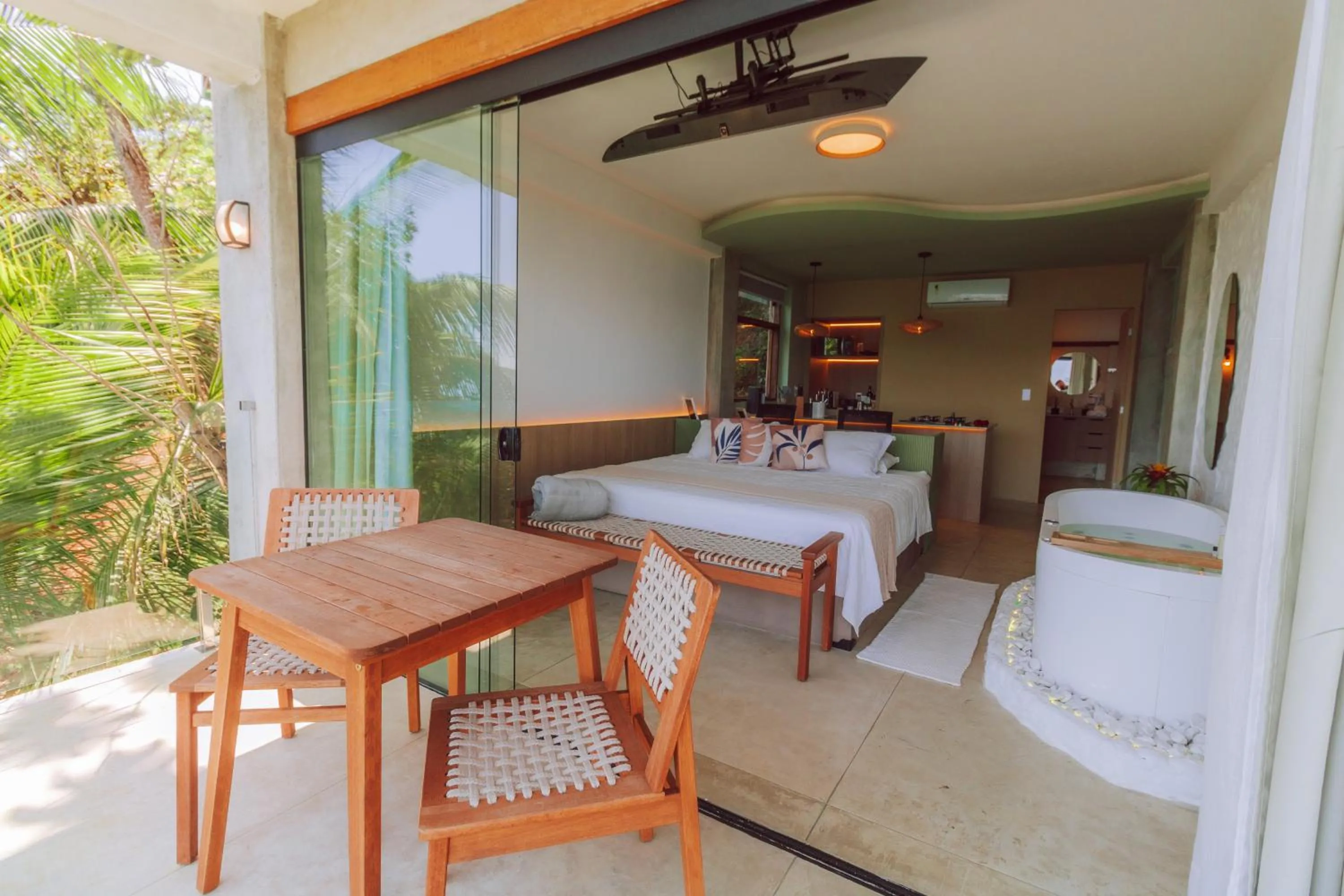 Balcony/Terrace, Bed in Casa Natu Ilhabela Mirante