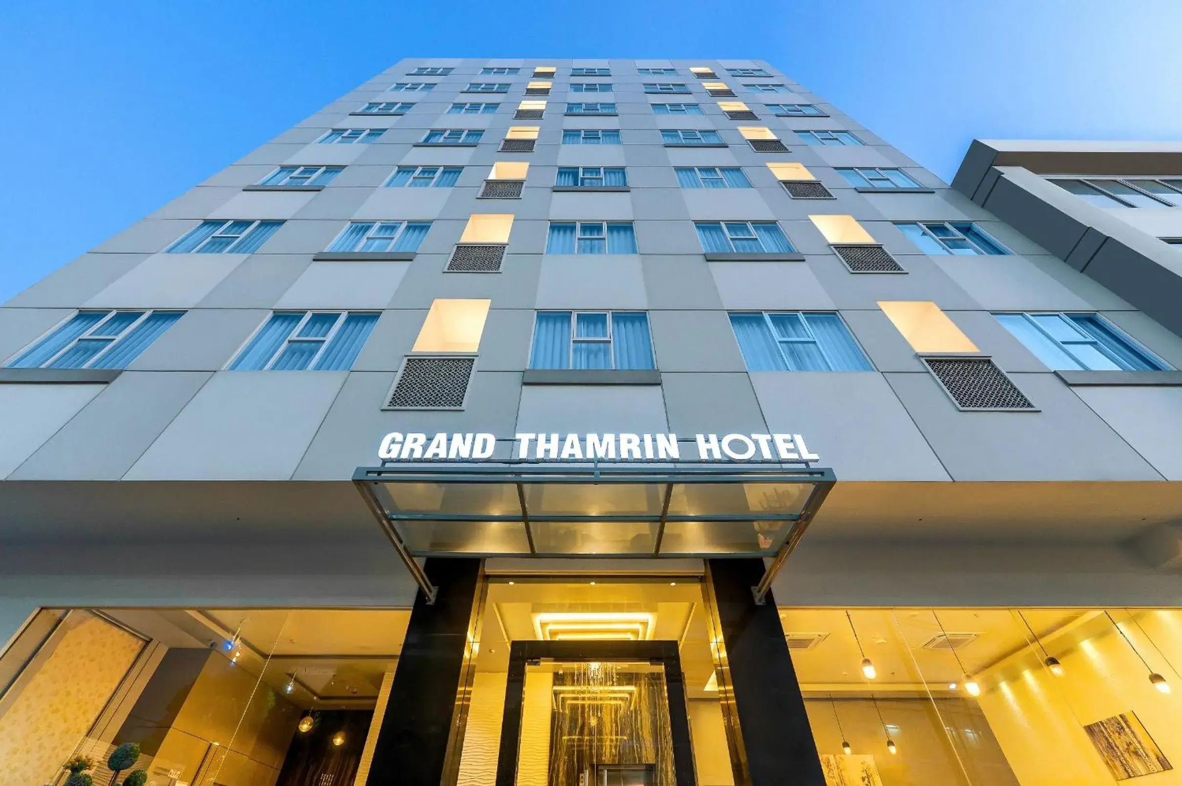 Property building in Grand Thamrin Hotel Property building in Grand Thamrin Hotel