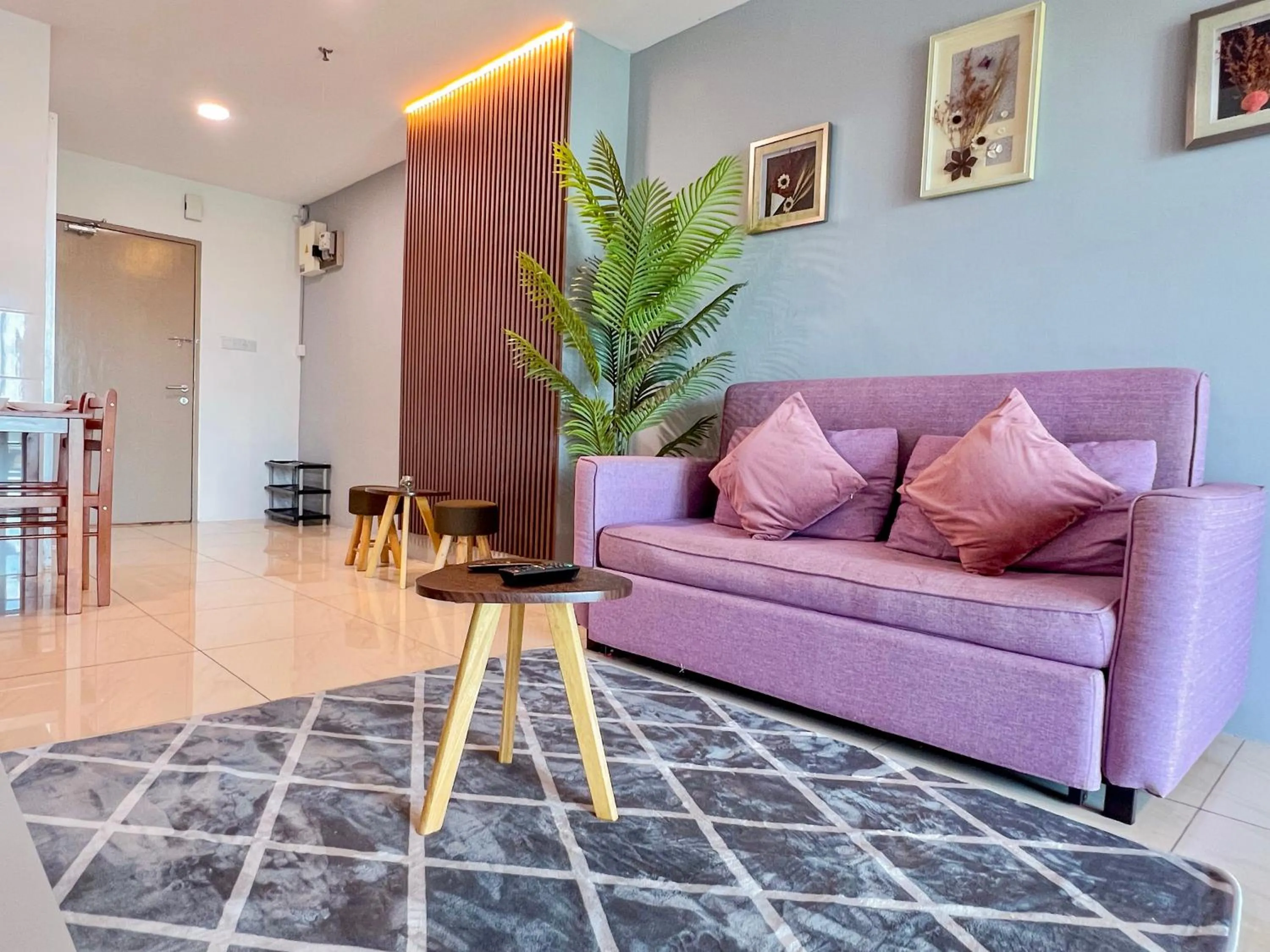 Hush Inn at ITCC Manhattan Suites