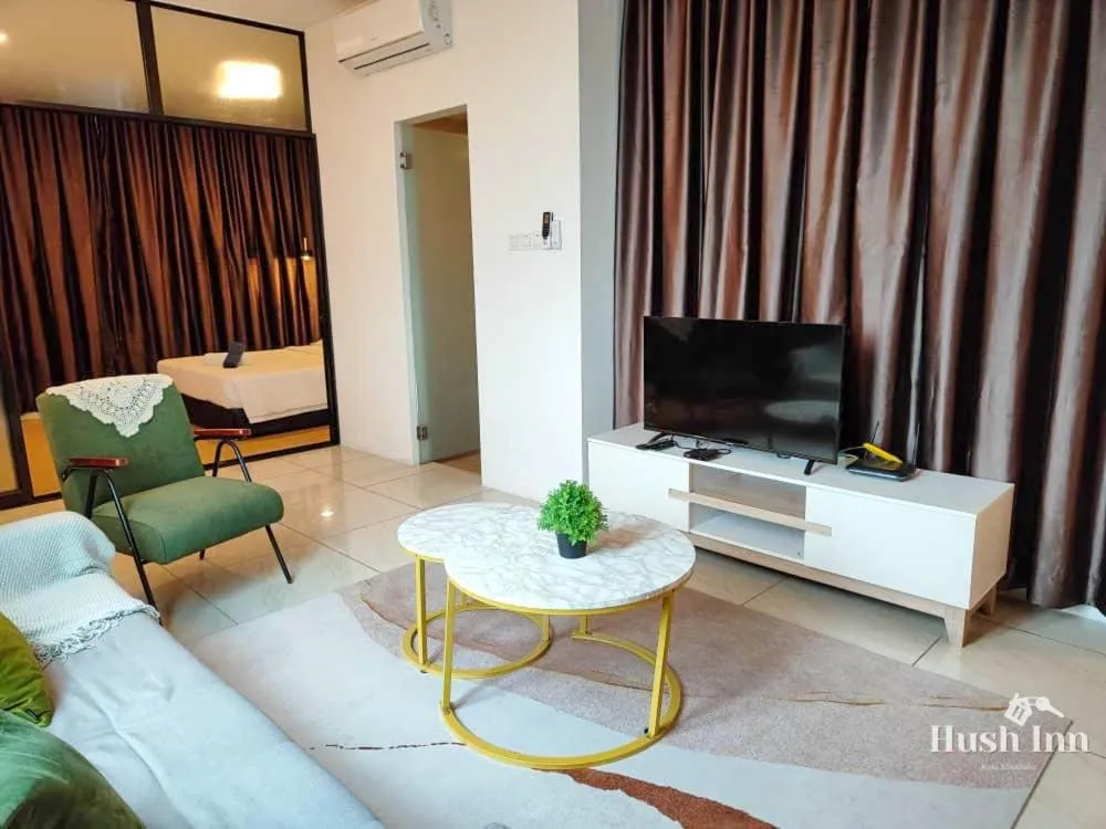 Hush Inn at ITCC Manhattan Suites