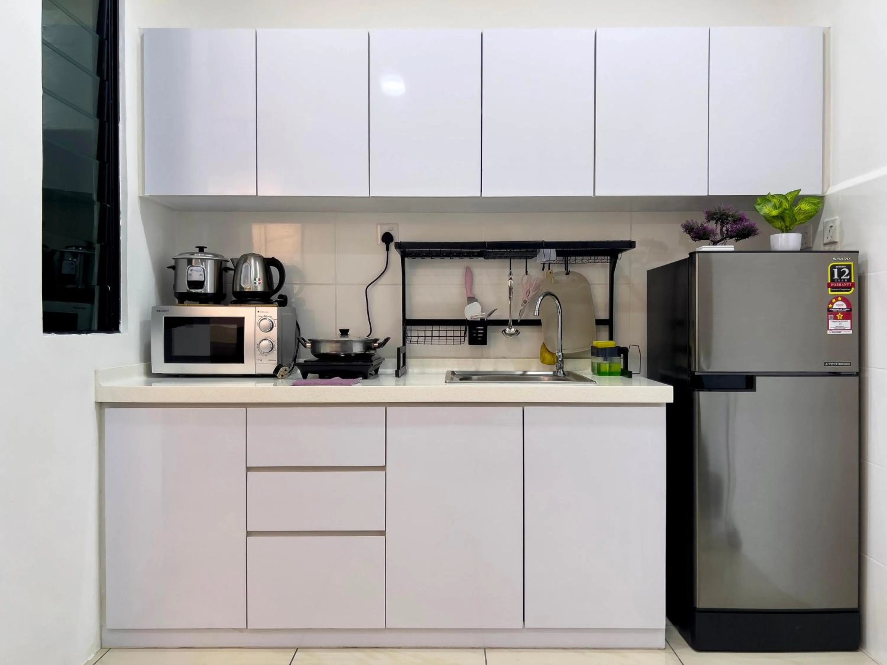 Hush Inn at ITCC Manhattan Suites