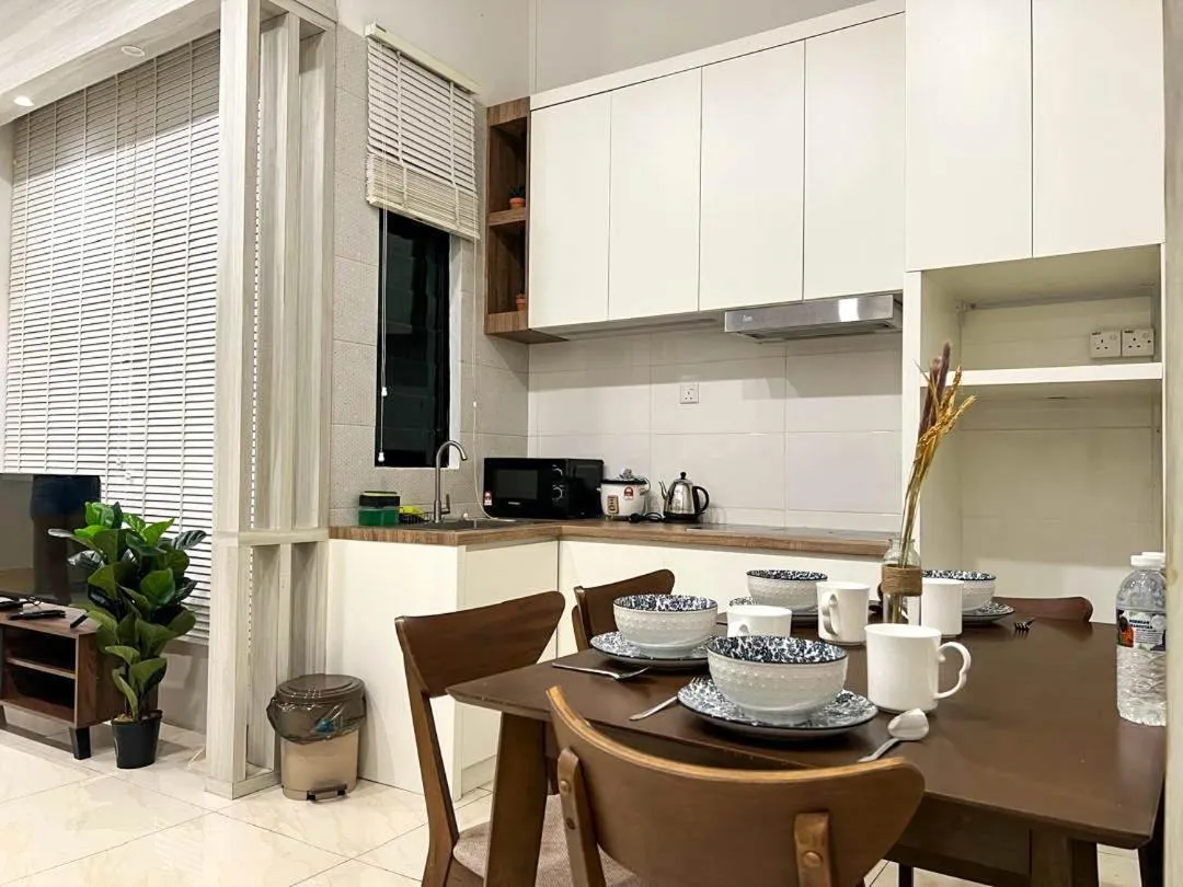 Hush Inn at ITCC Manhattan Suites