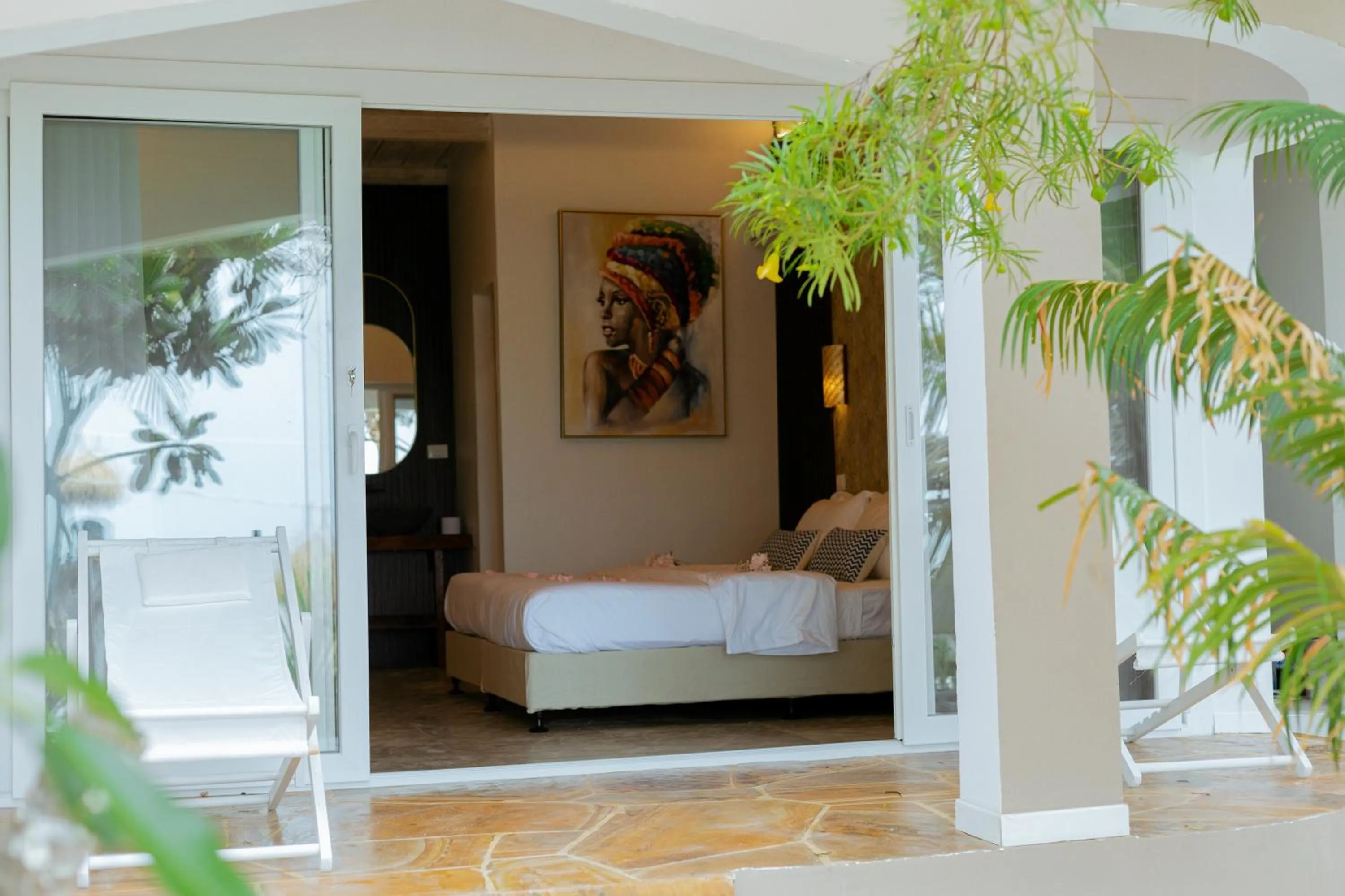 Balcony/Terrace, Bed in Coral Rocks Hotel & Restaurant