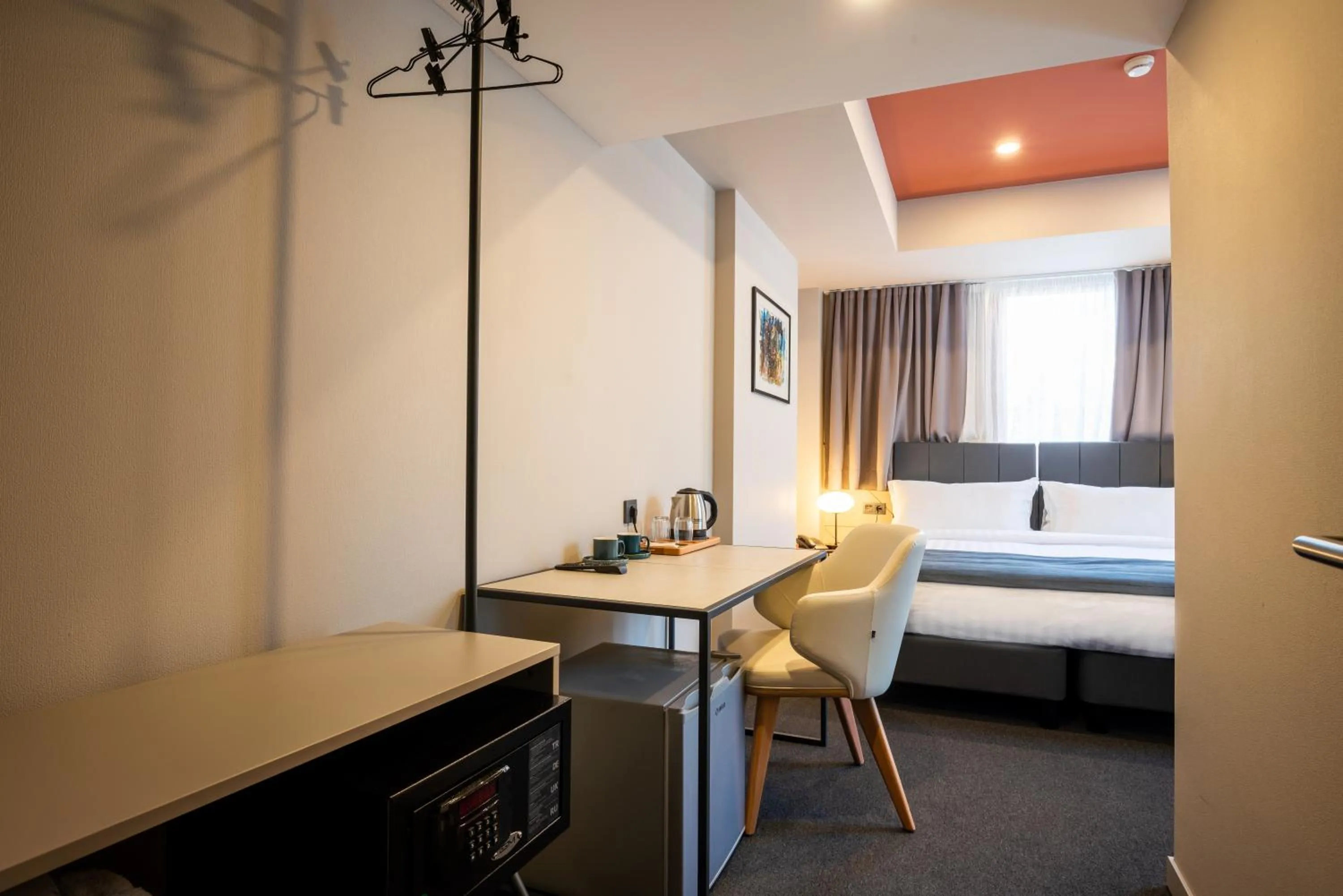 Coffee/tea facilities, Bed in Reikartz King Tamar Tbilisi