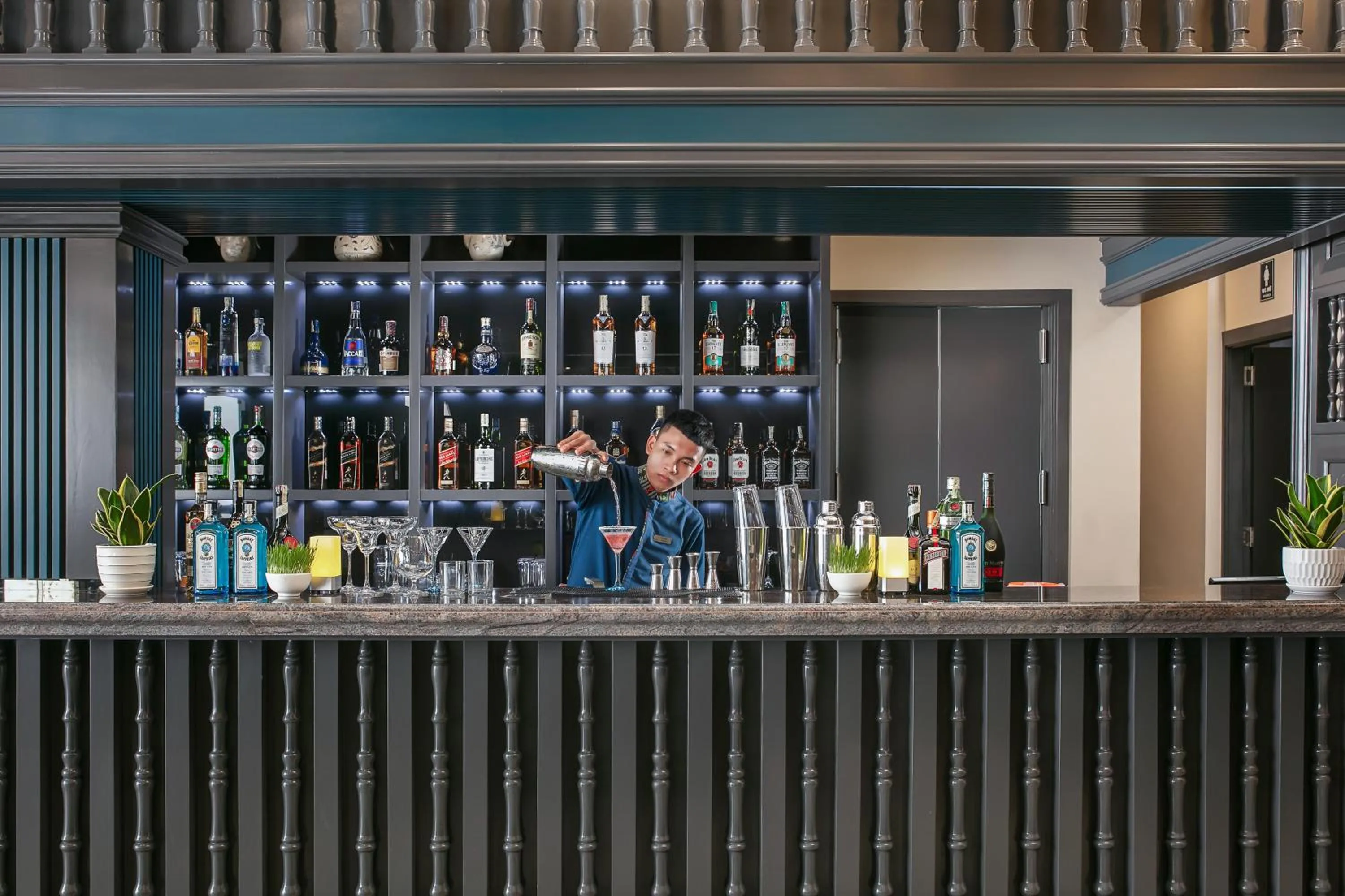 Lounge or bar in DeLaSol Sapa - Central Boutique Hotel