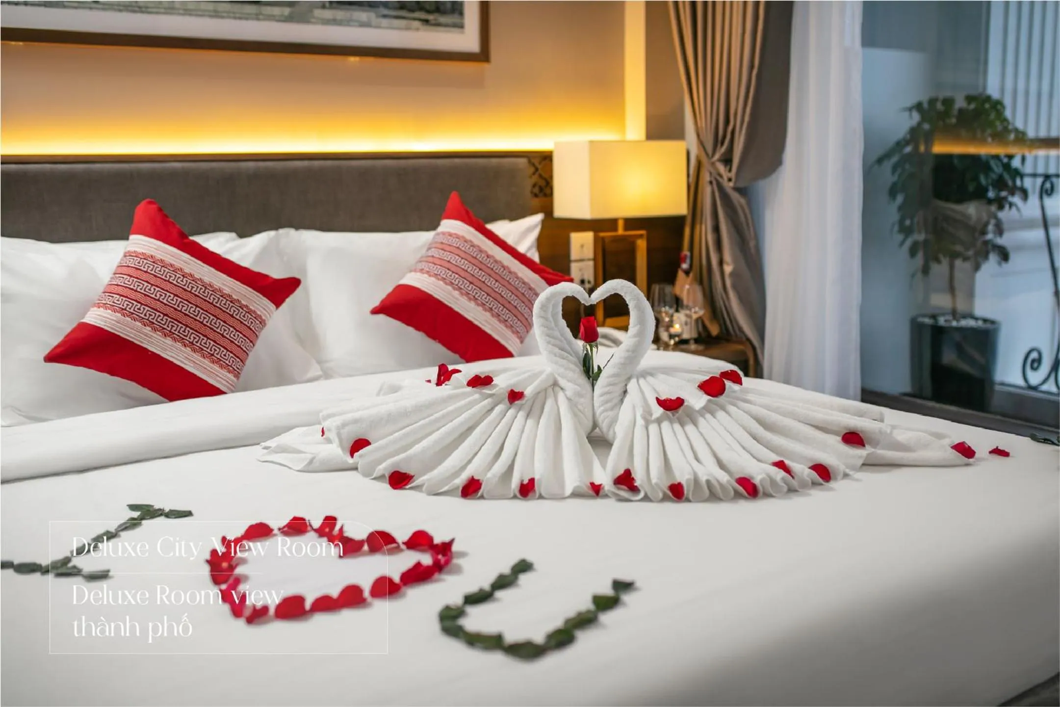 Bedroom, Bed in DeLaSol Sapa - Central Boutique Hotel