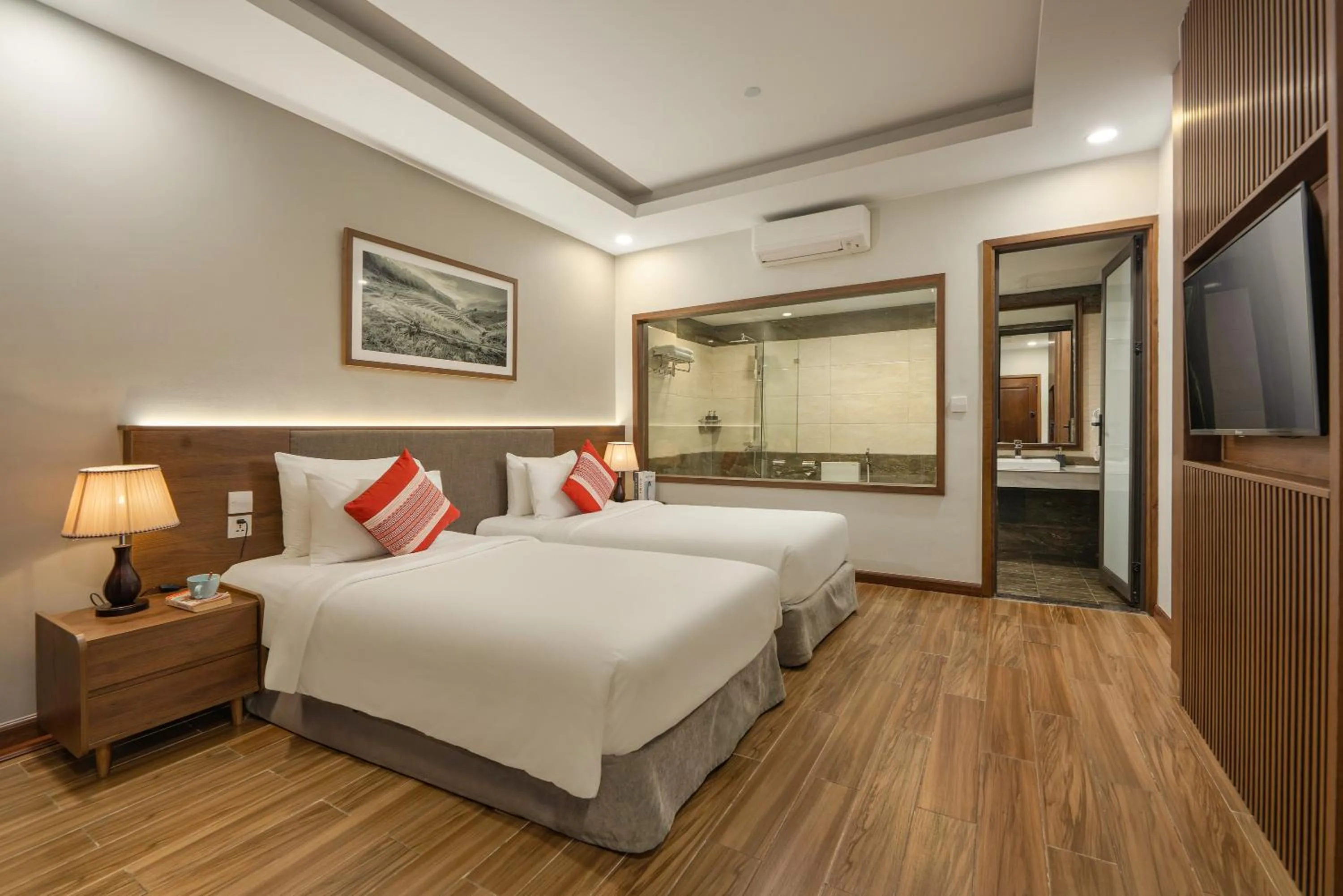 Bed in DeLaSol Sapa - Central Boutique Hotel