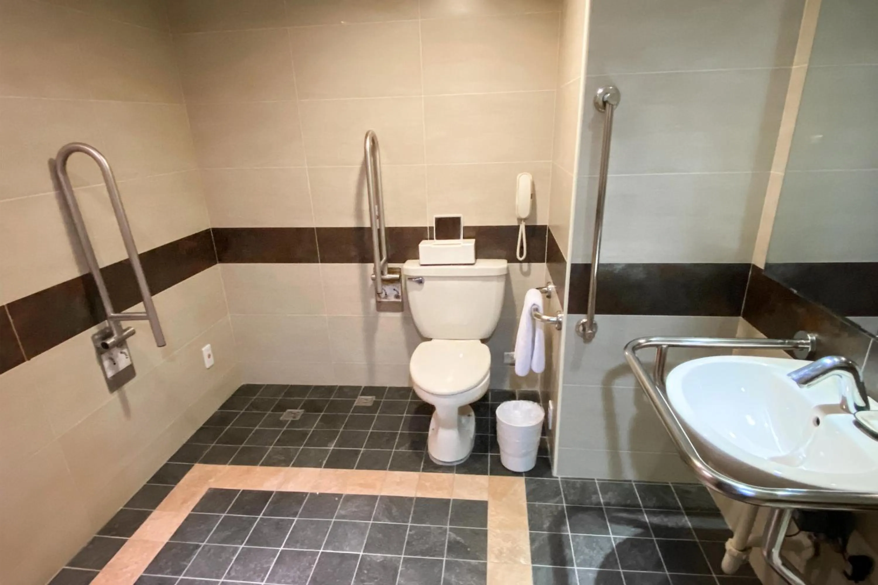 Bathroom in Guide Hotel Hsinchu Zhongyang