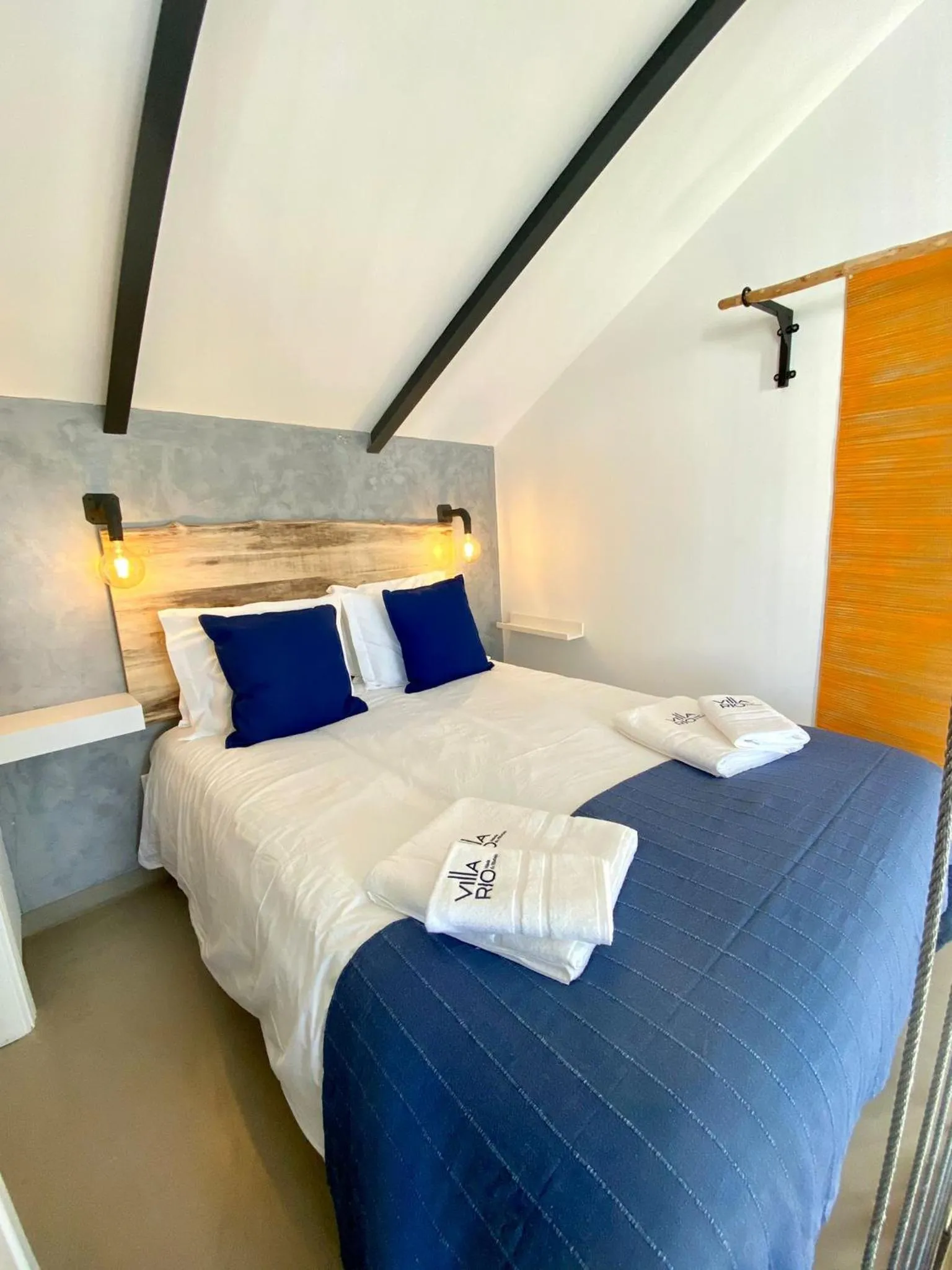 Bed in Villa Rio by Valada Village