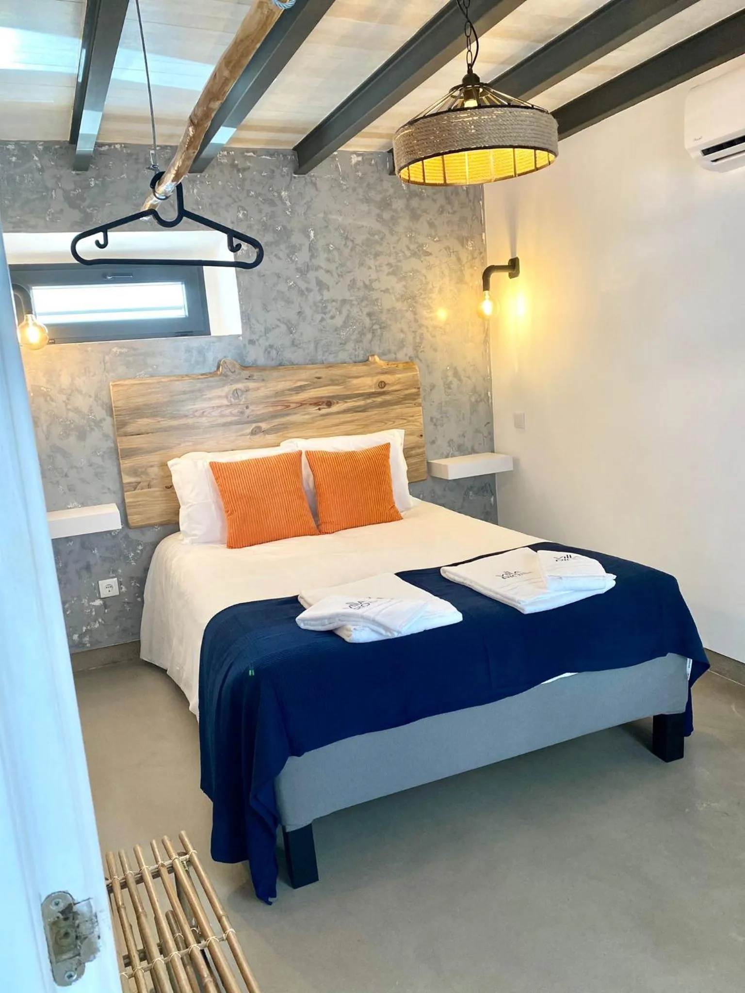 Bed in Villa Rio by Valada Village