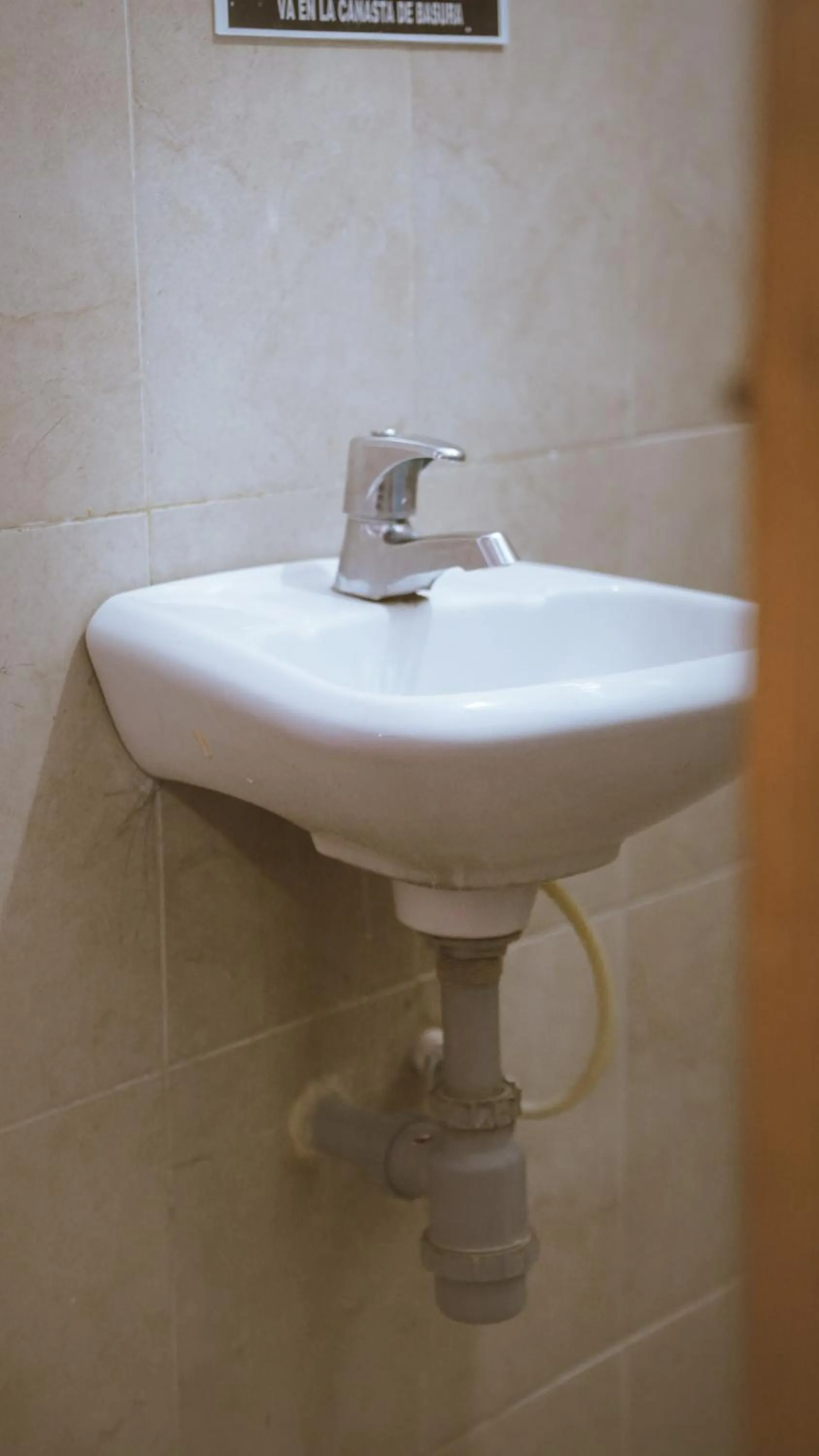 Bathroom in Hostal Luna Llena Getsemaní