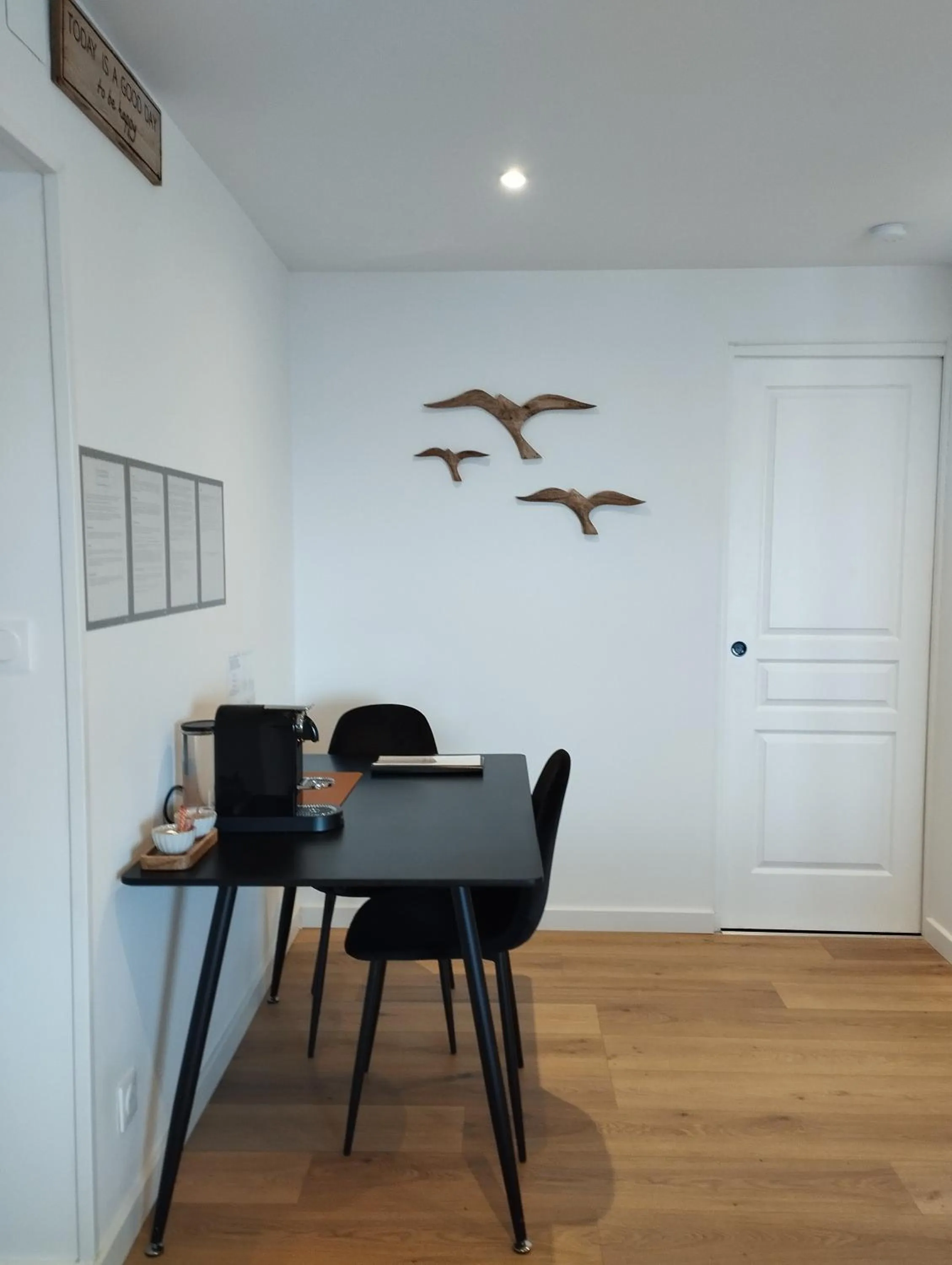 Seating area in Au coucher du lac