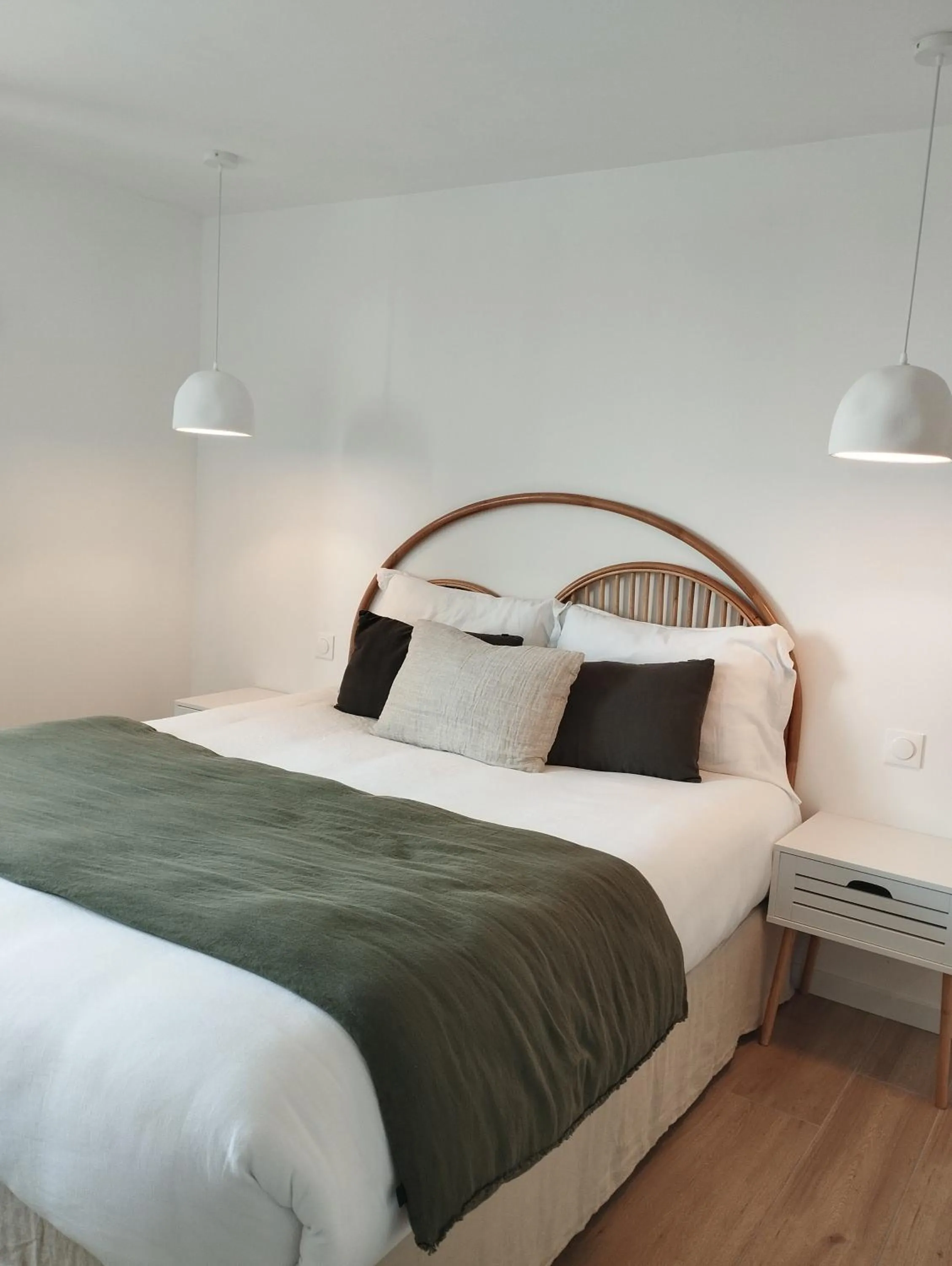 Bedroom, Bed in Au coucher du lac