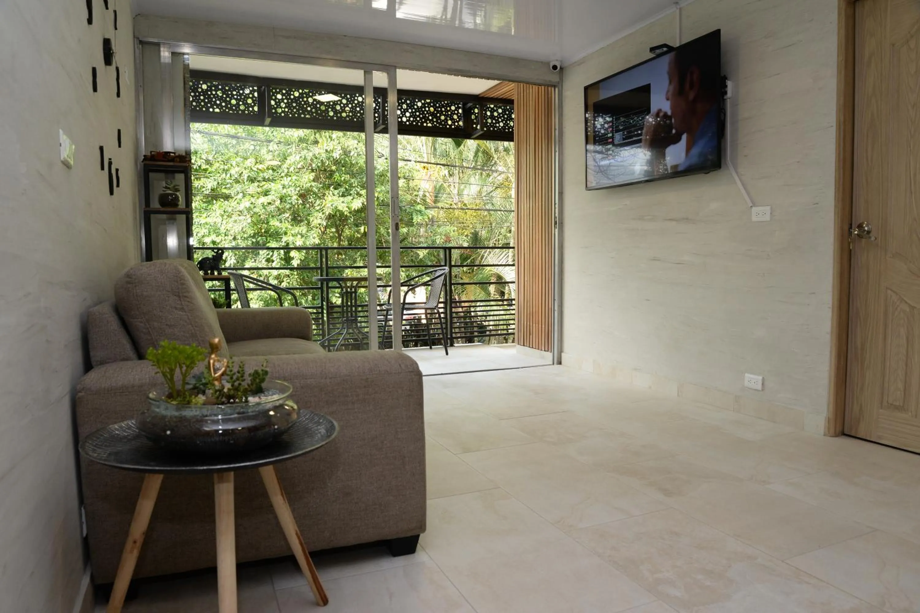 TV and multimedia in Hotel Nakama