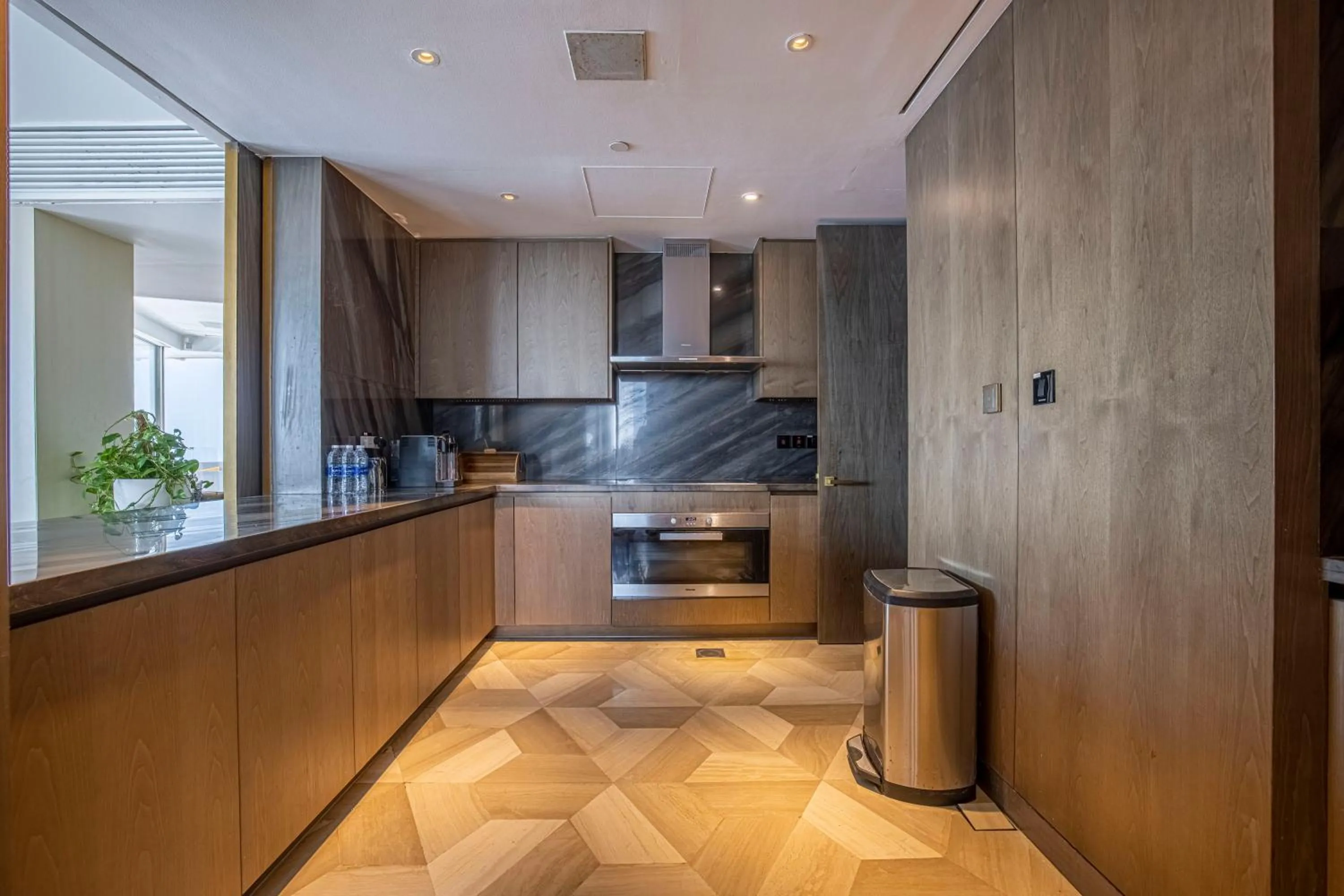 Kitchen or kitchenette in Five Palm Luxury Penthouse Full Marina View & Private Pool