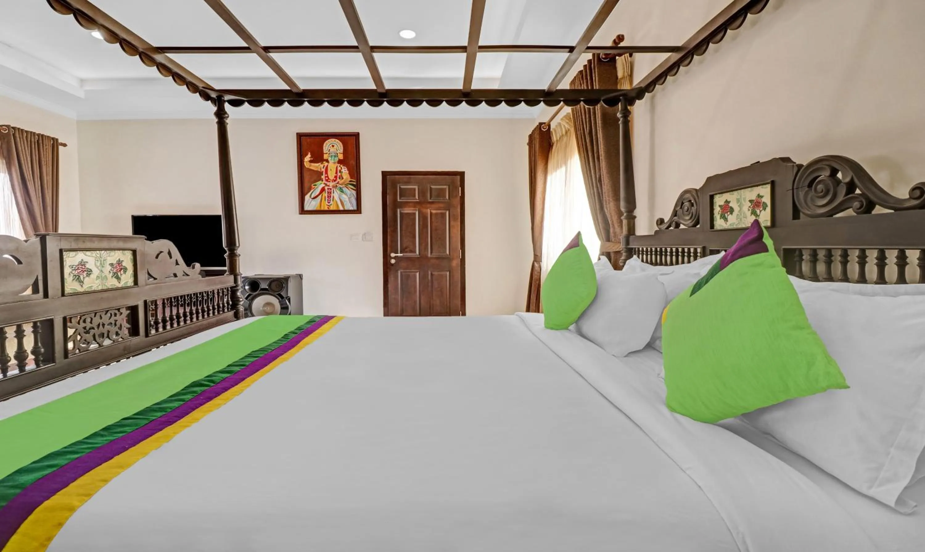 Bedroom, Bed in Treebo Anchor Inn