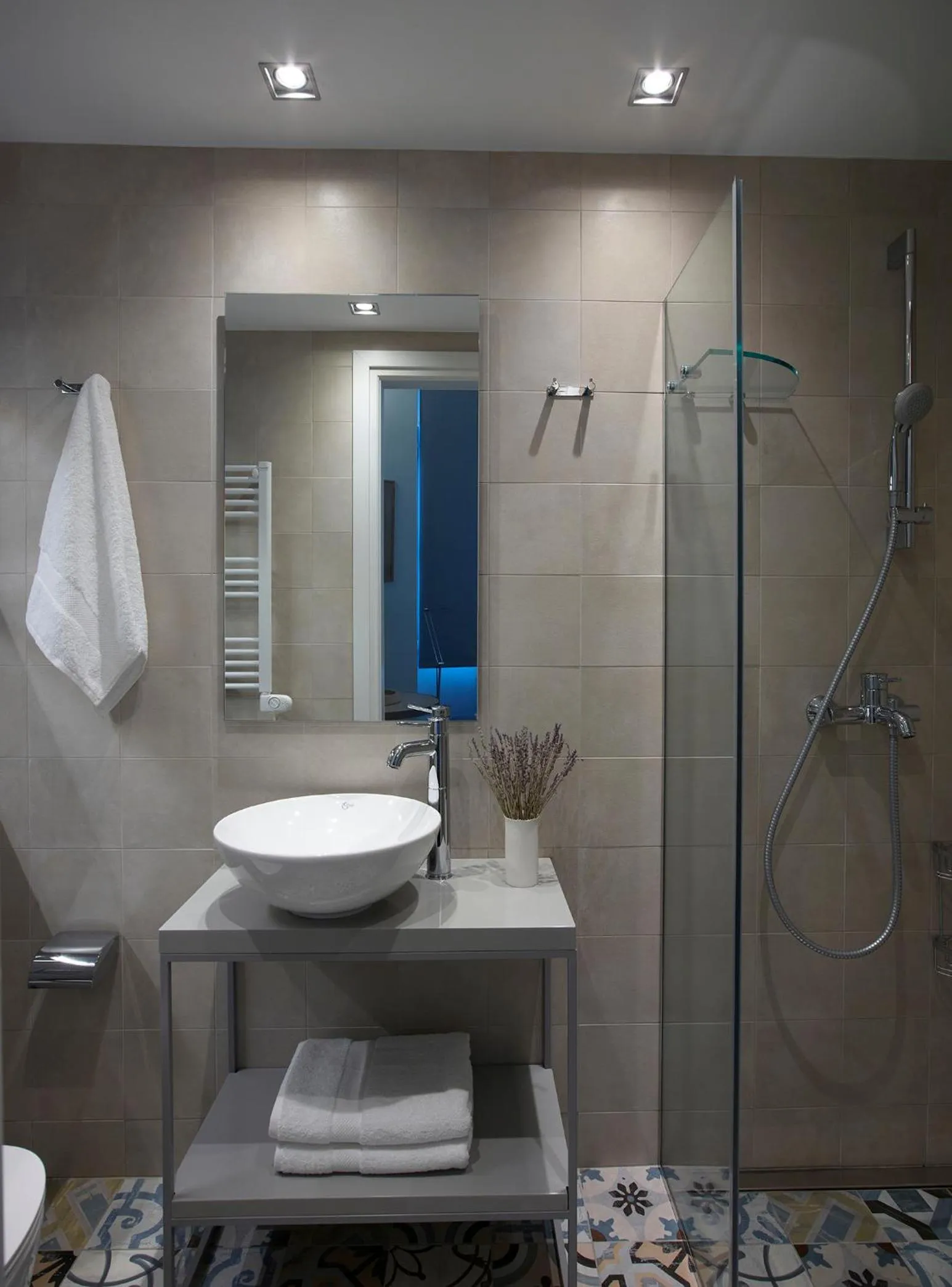 Bathroom in Del Taso 1850