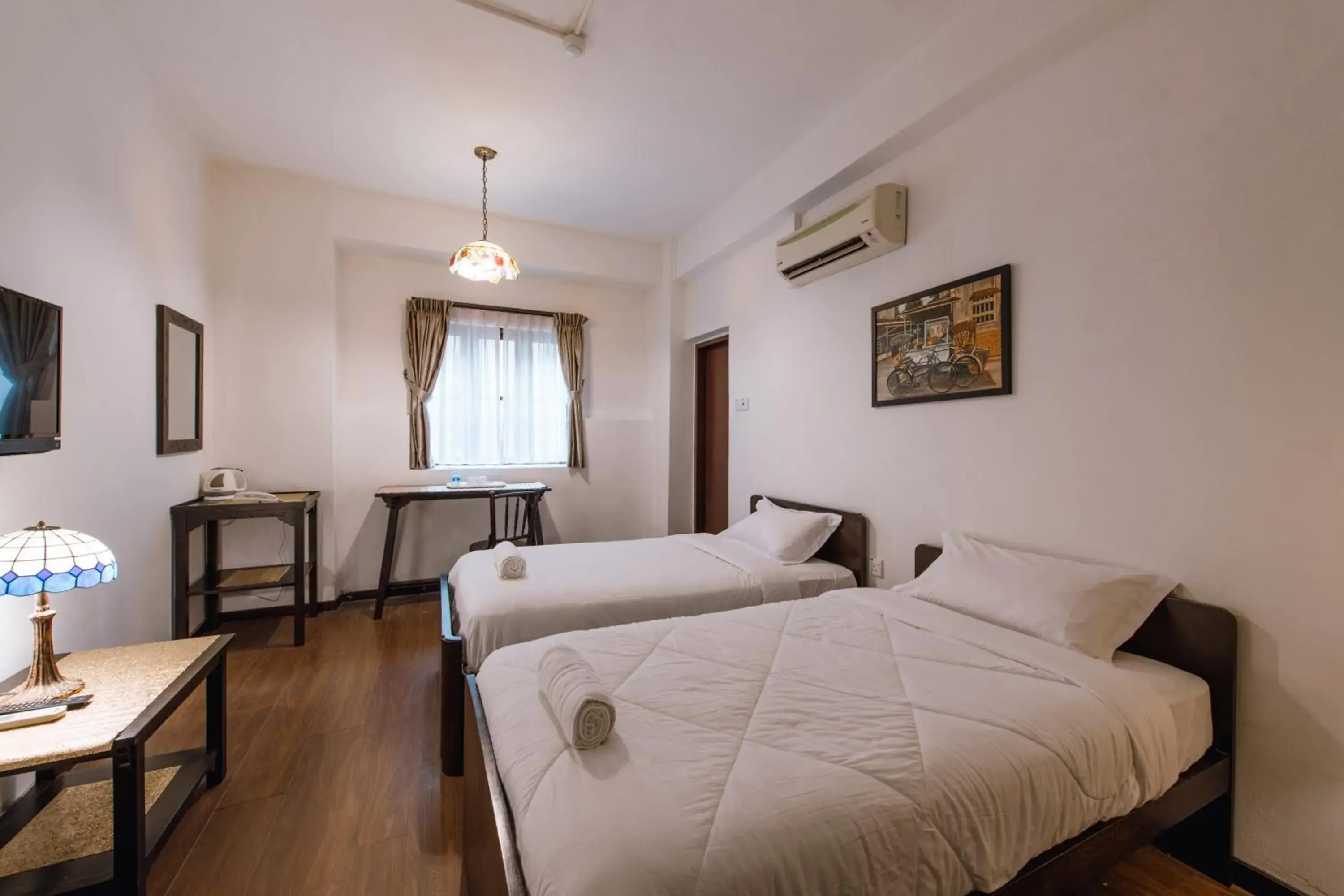 Photo of the whole room in Heeren By The River Photo of the whole room in Heeren By The River