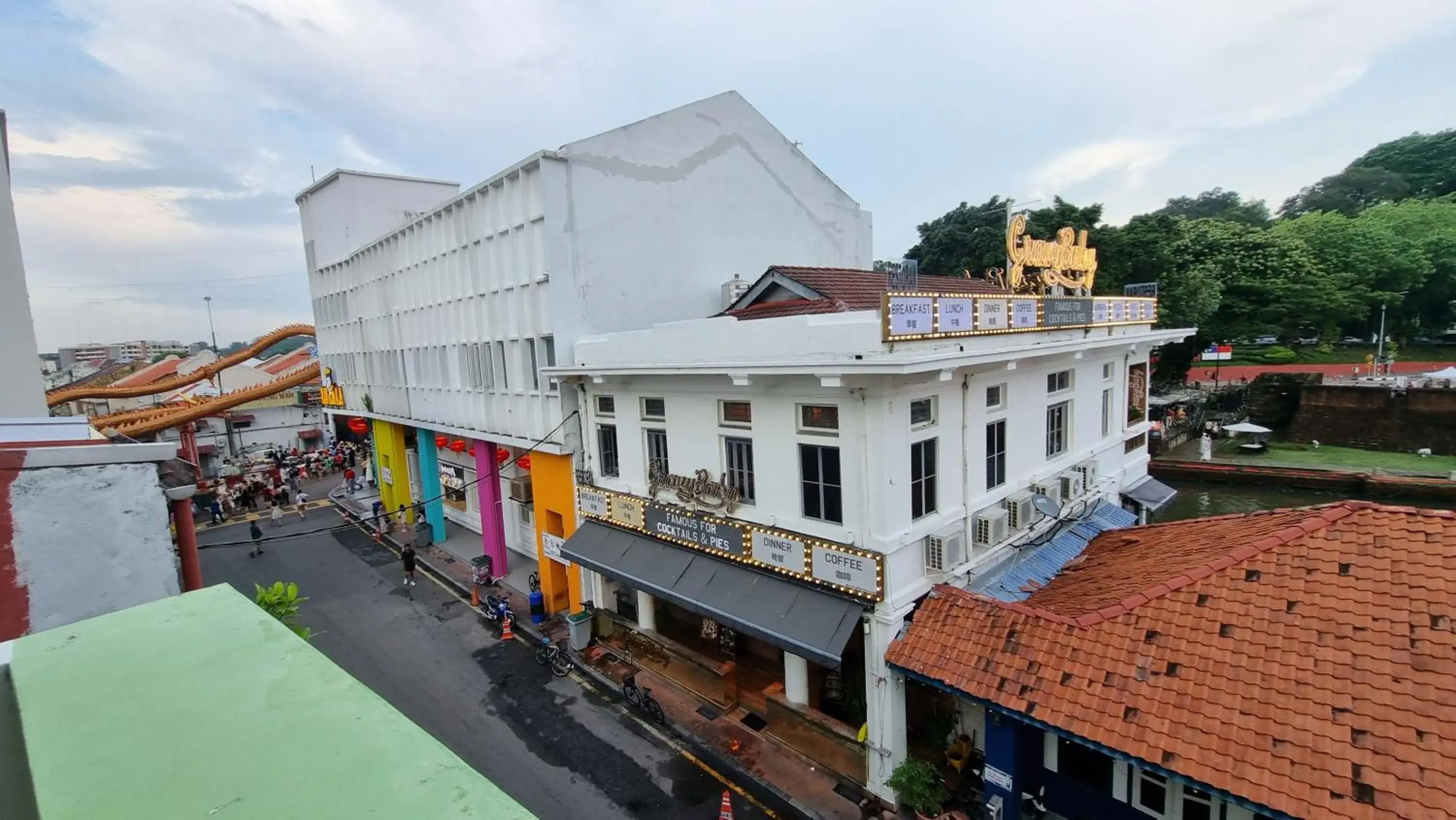 Street view in Heeren By The River Street view in Heeren By The River