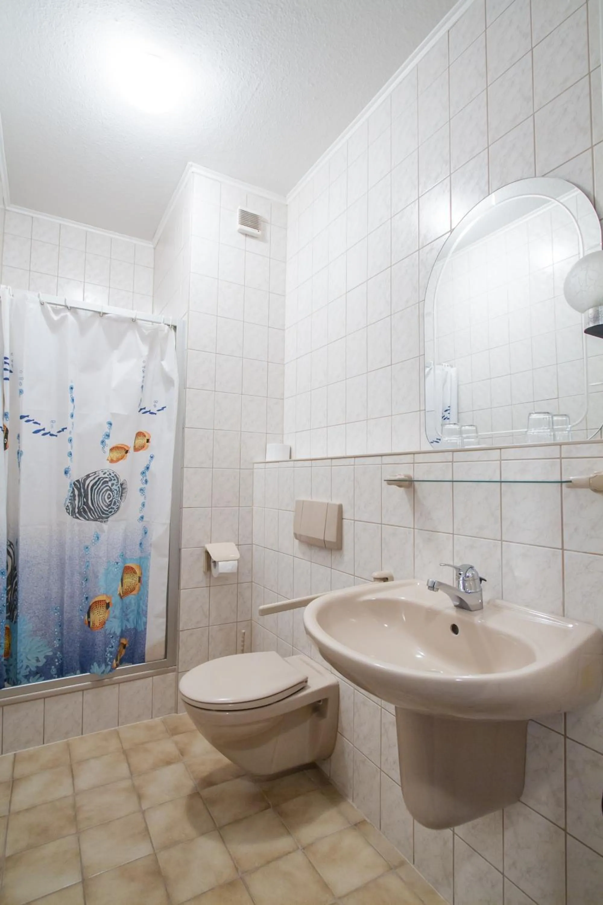 Toilet in Hotel Gröbern am See