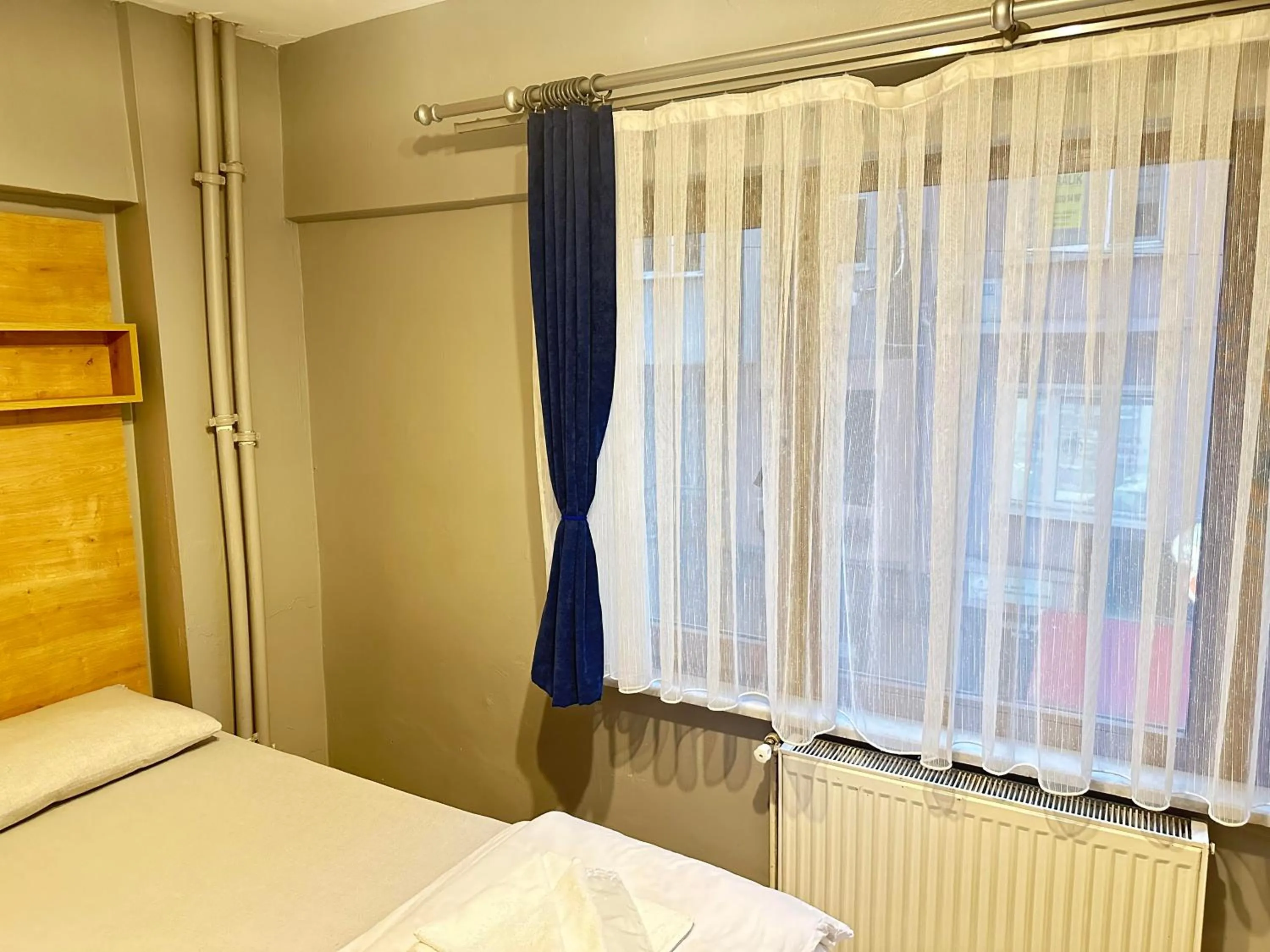 Bed in beydağı kadıköy