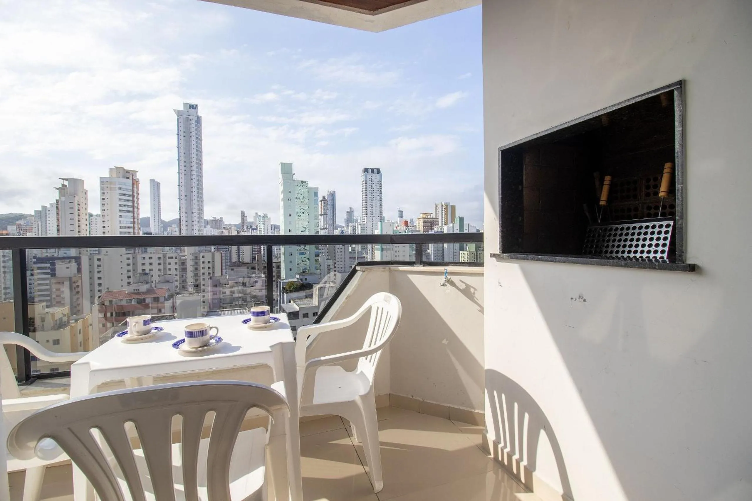 Balcony/Terrace in FNR133 - Linda Vista, Churrasqueira, TV Smart