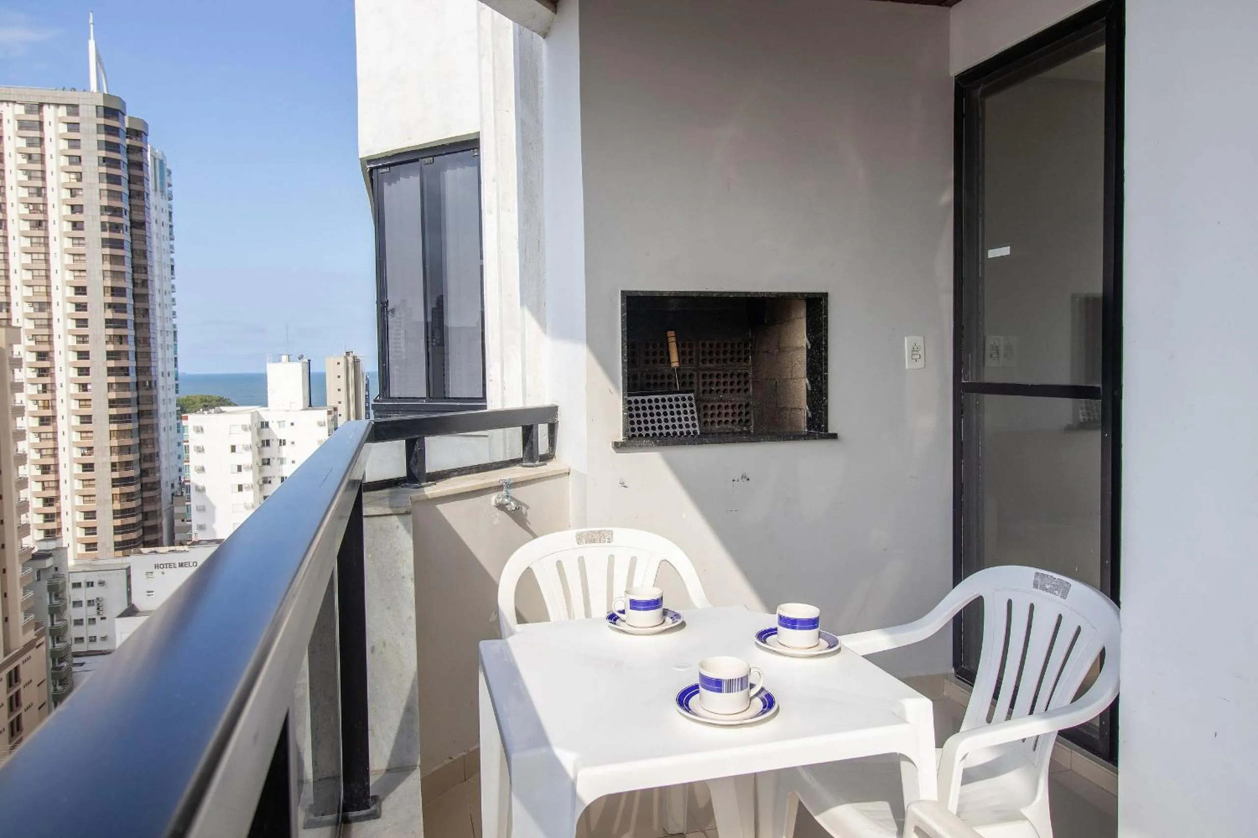 Balcony/Terrace in FNR133 - Linda Vista, Churrasqueira, TV Smart